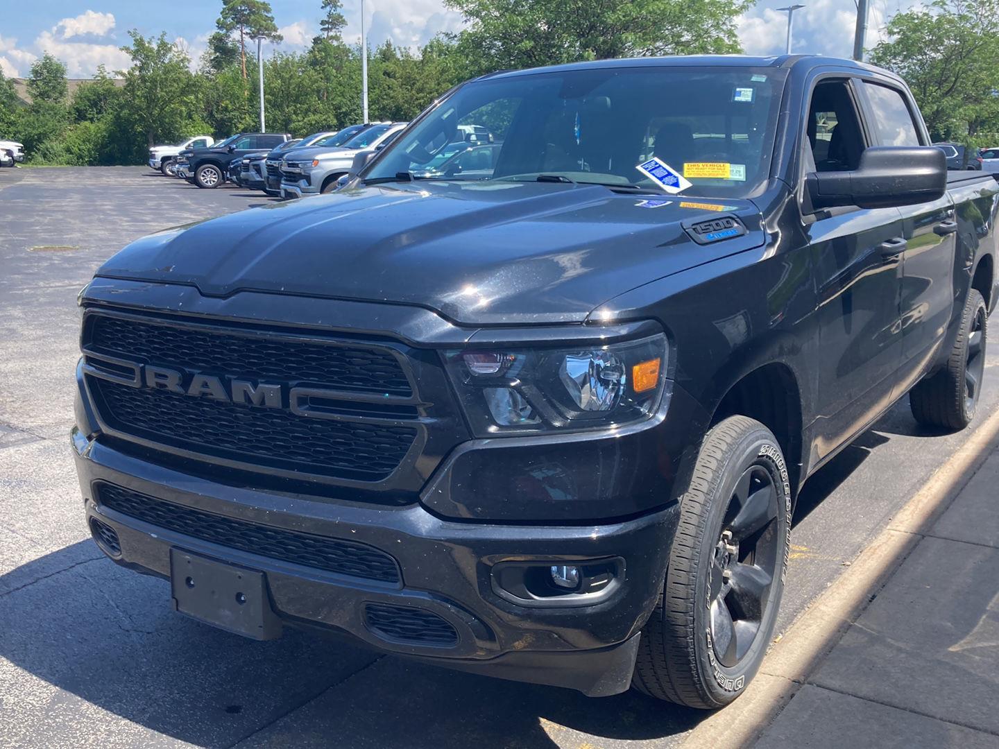 Used 2023 Diamond Black Crystal Pearlcoat Ram Tradesman image 3