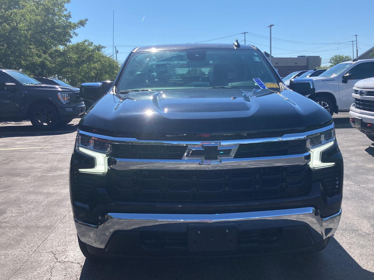 Used 2023 Black Chevrolet LT image 2