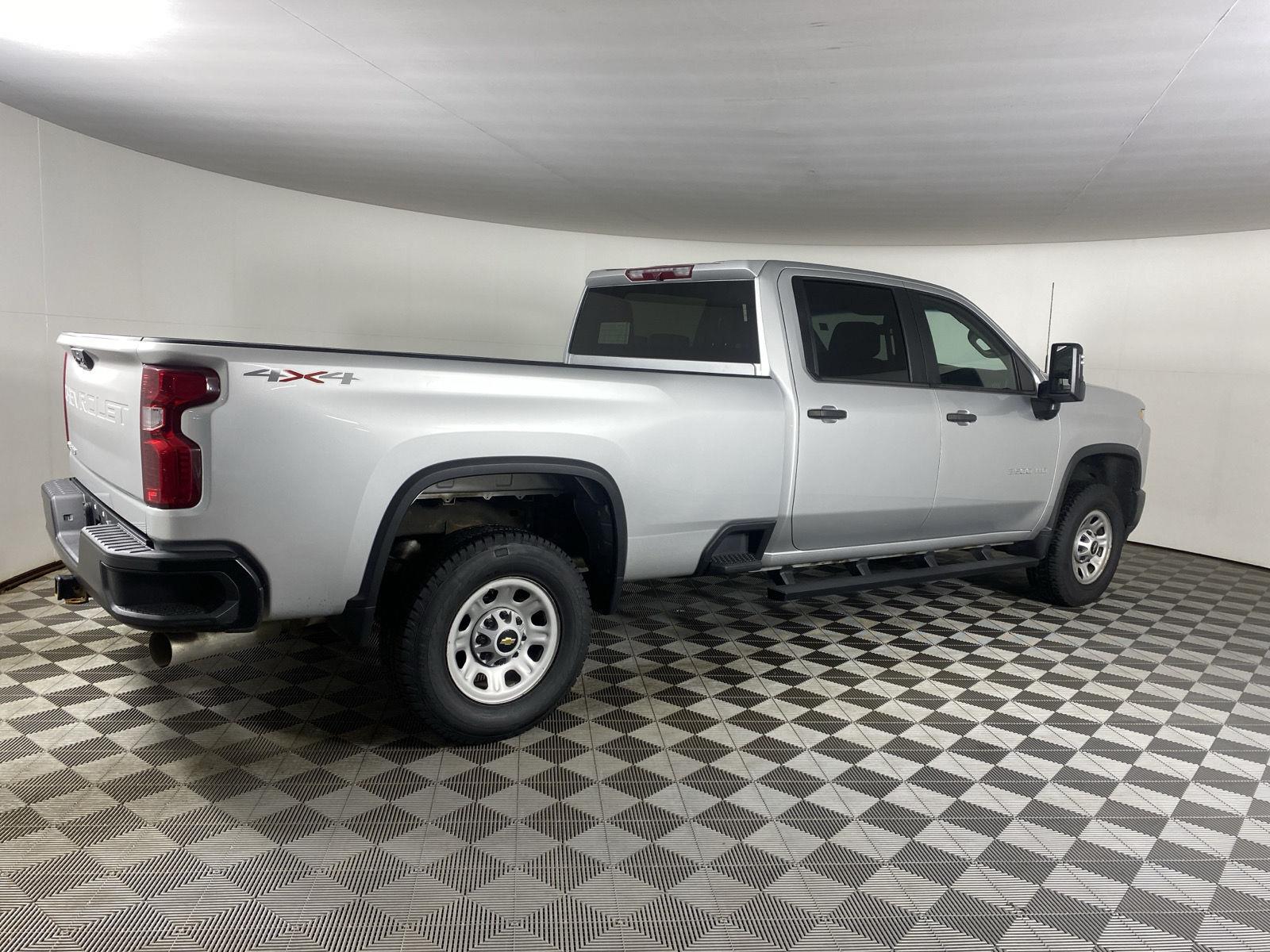 Used 2022 Silver Ice Metallic Chevrolet Work Truck image 7