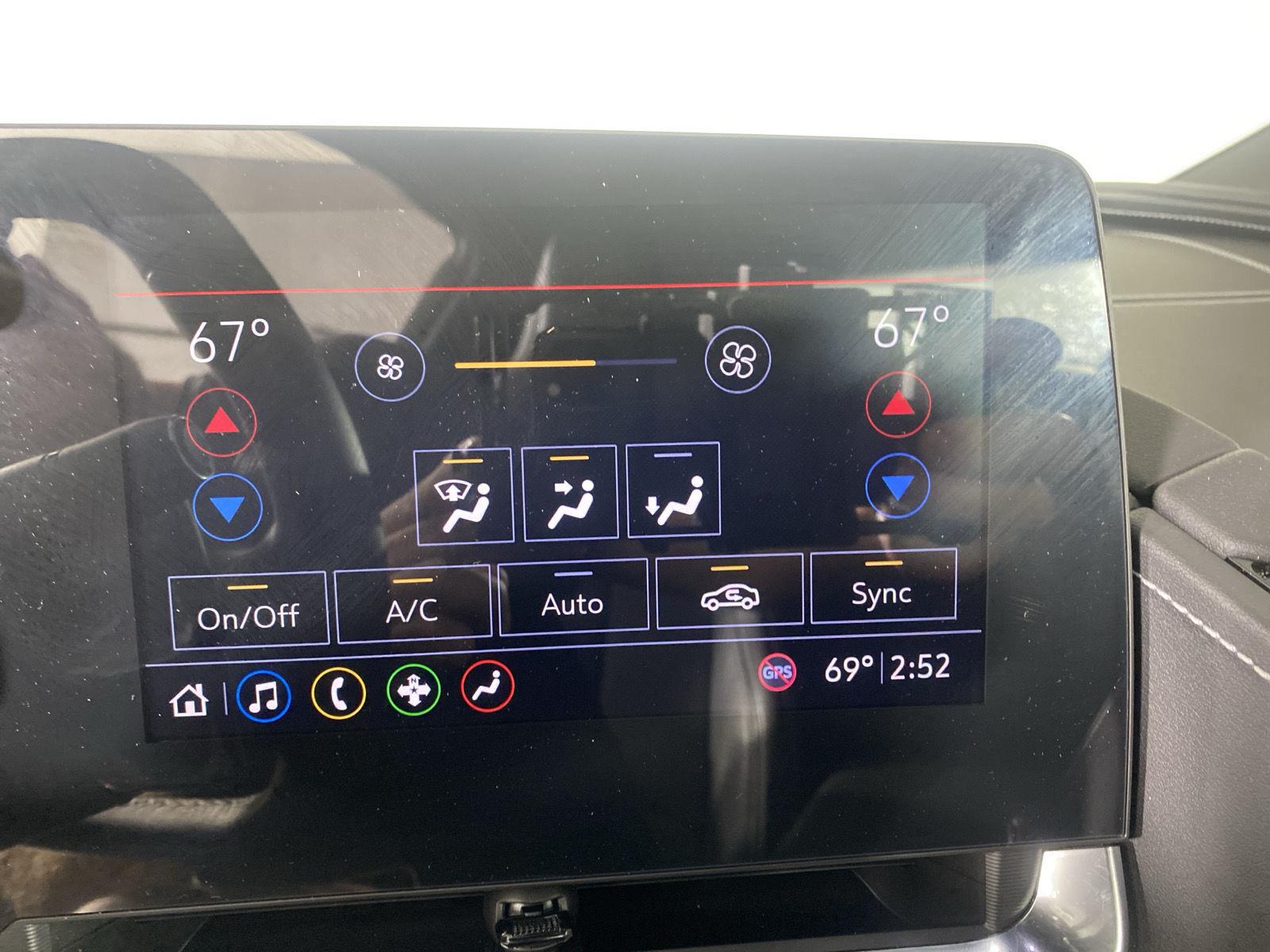 Used 2020 Elkhart Lake Blue Metallic Chevrolet 1LT image 19