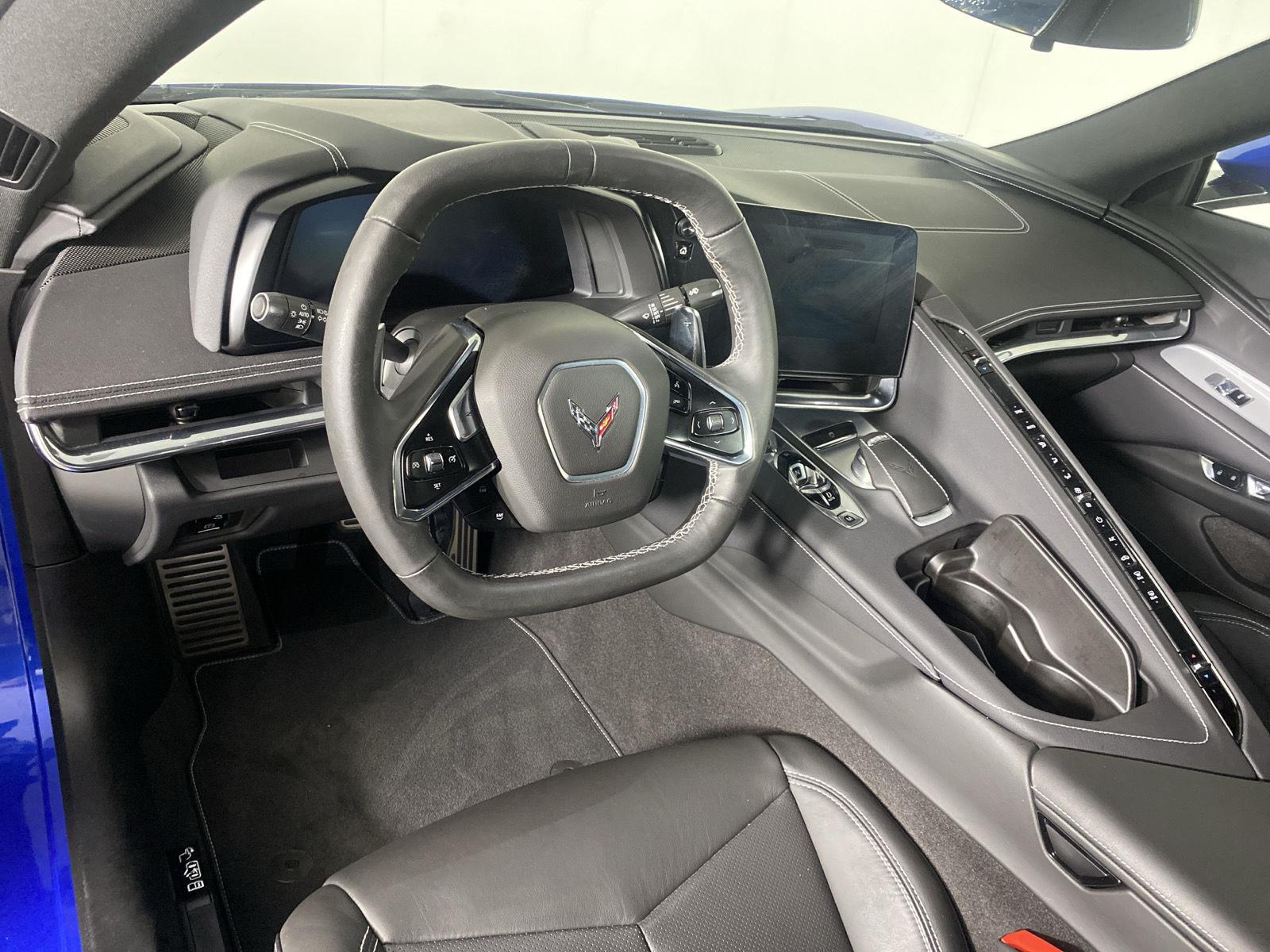 Used 2020 Elkhart Lake Blue Metallic Chevrolet 1LT image 21