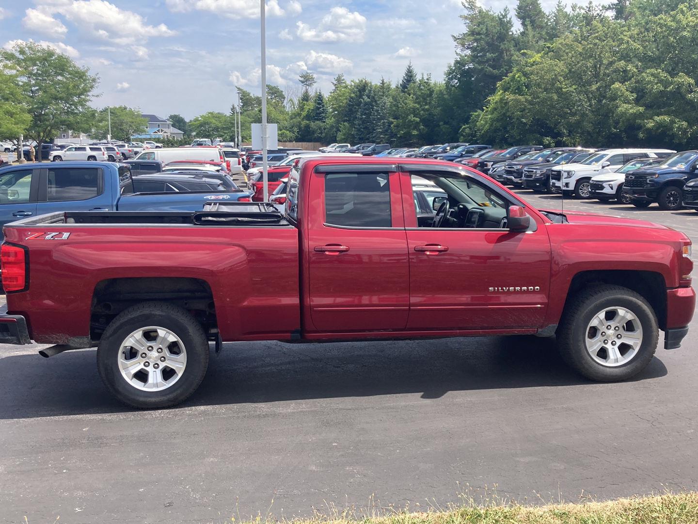 Used 2019 Cajun Red Tintcoat Chevrolet LT image 8