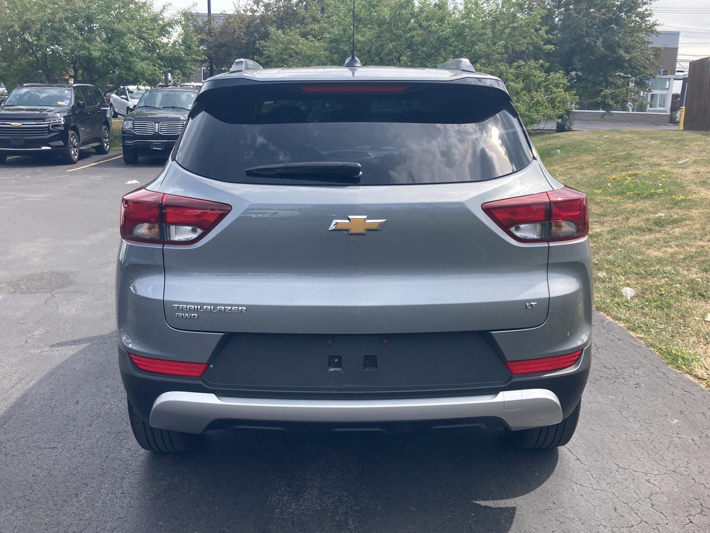 Used 2023 Sterling Gray Metallic Chevrolet LT image 6