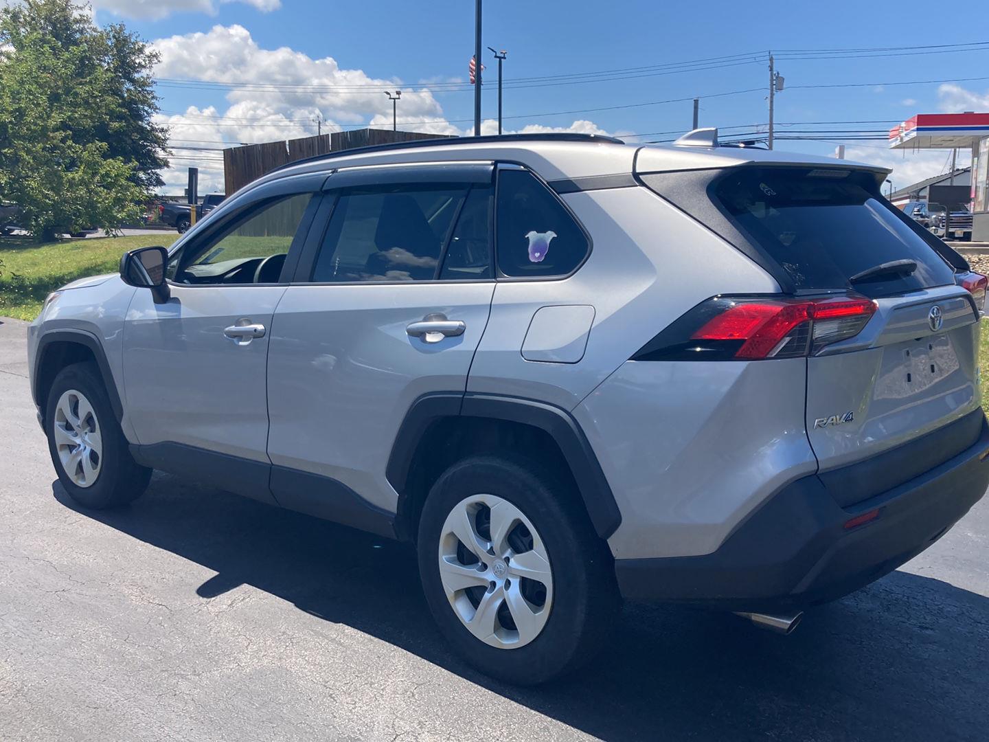 Used 2019 Silver Sky Metallic Toyota LE image 5