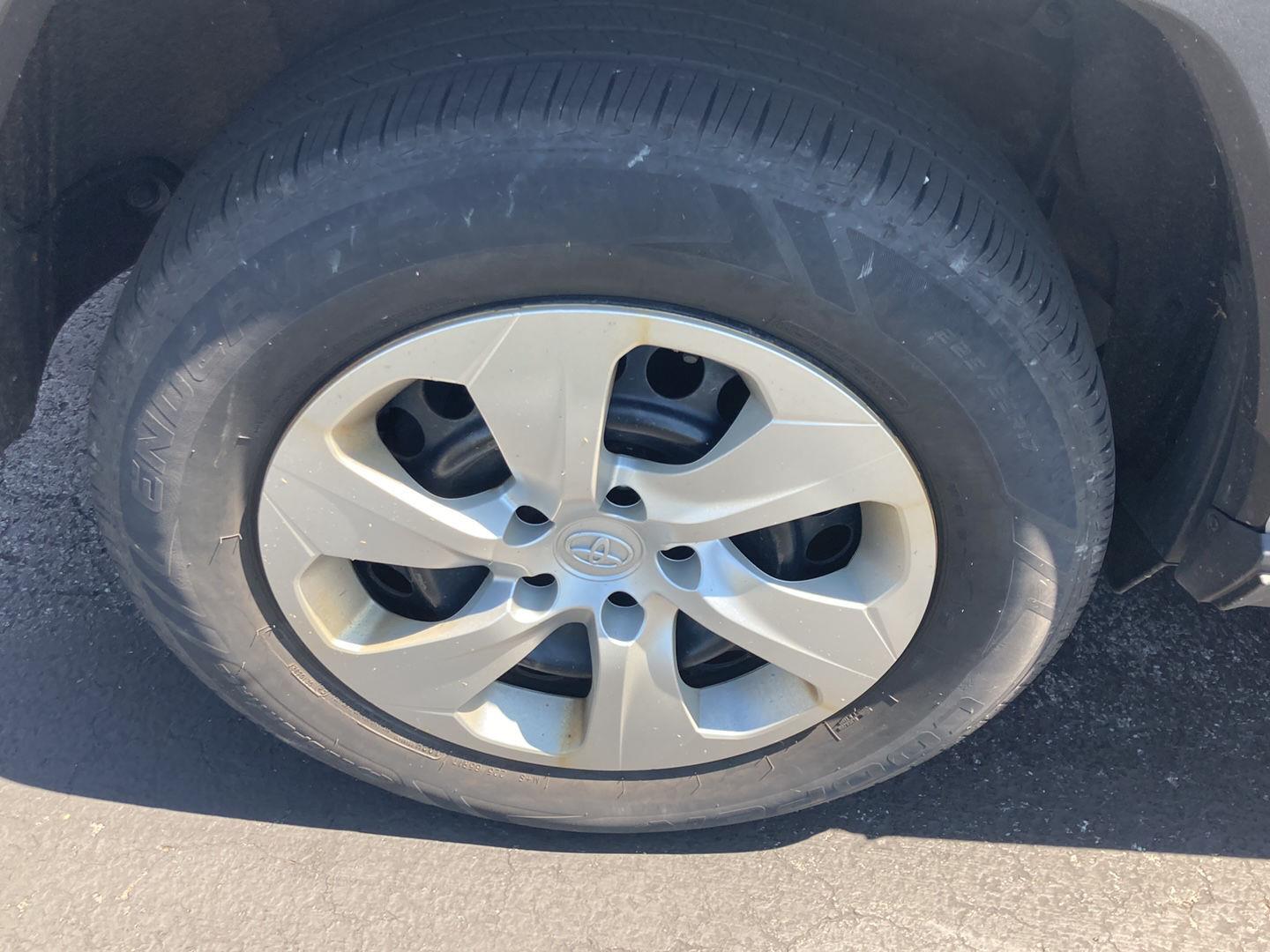 Used 2019 Silver Sky Metallic Toyota LE image 9