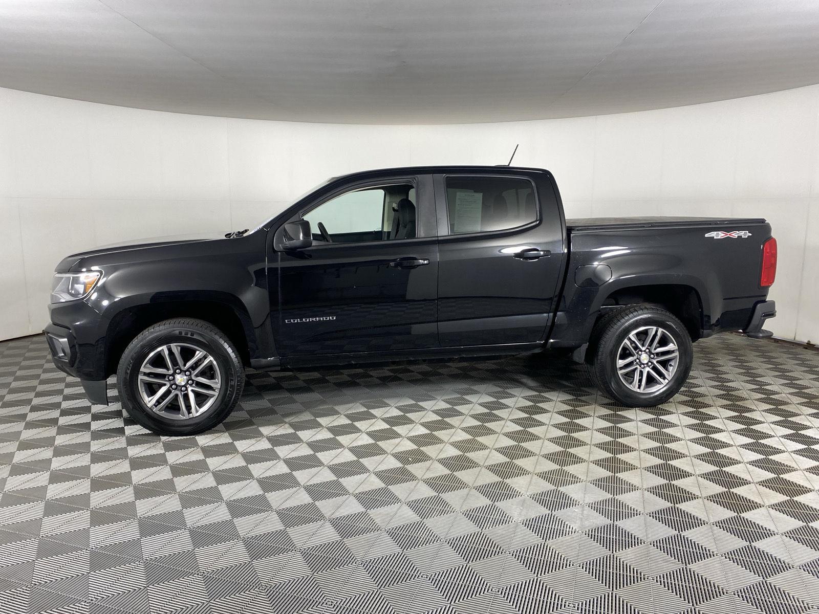 Used 2021 Black Chevrolet 4WD LT image 4