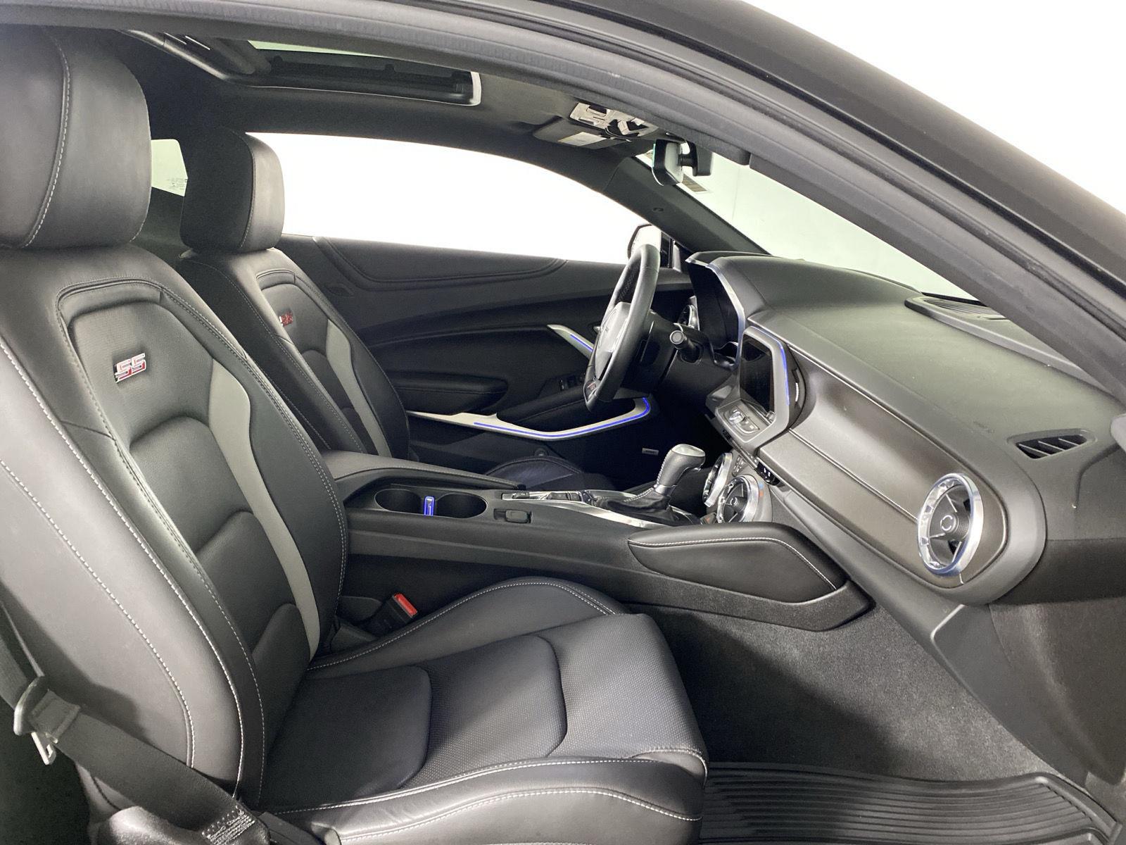 Used 2018 Black Chevrolet 2SS image 26