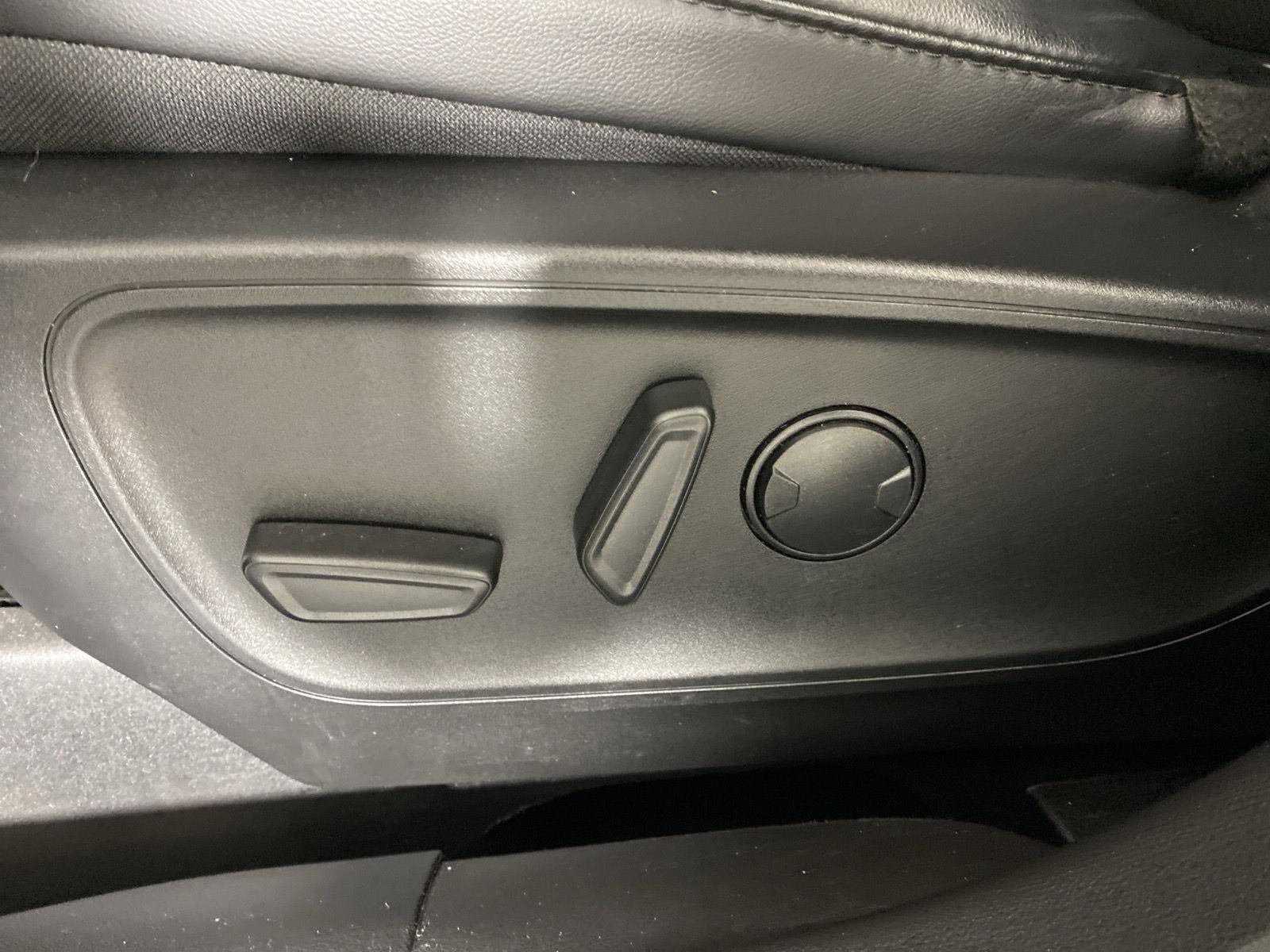 Used 2023 Carbonized Gray Ford ST-Line image 11