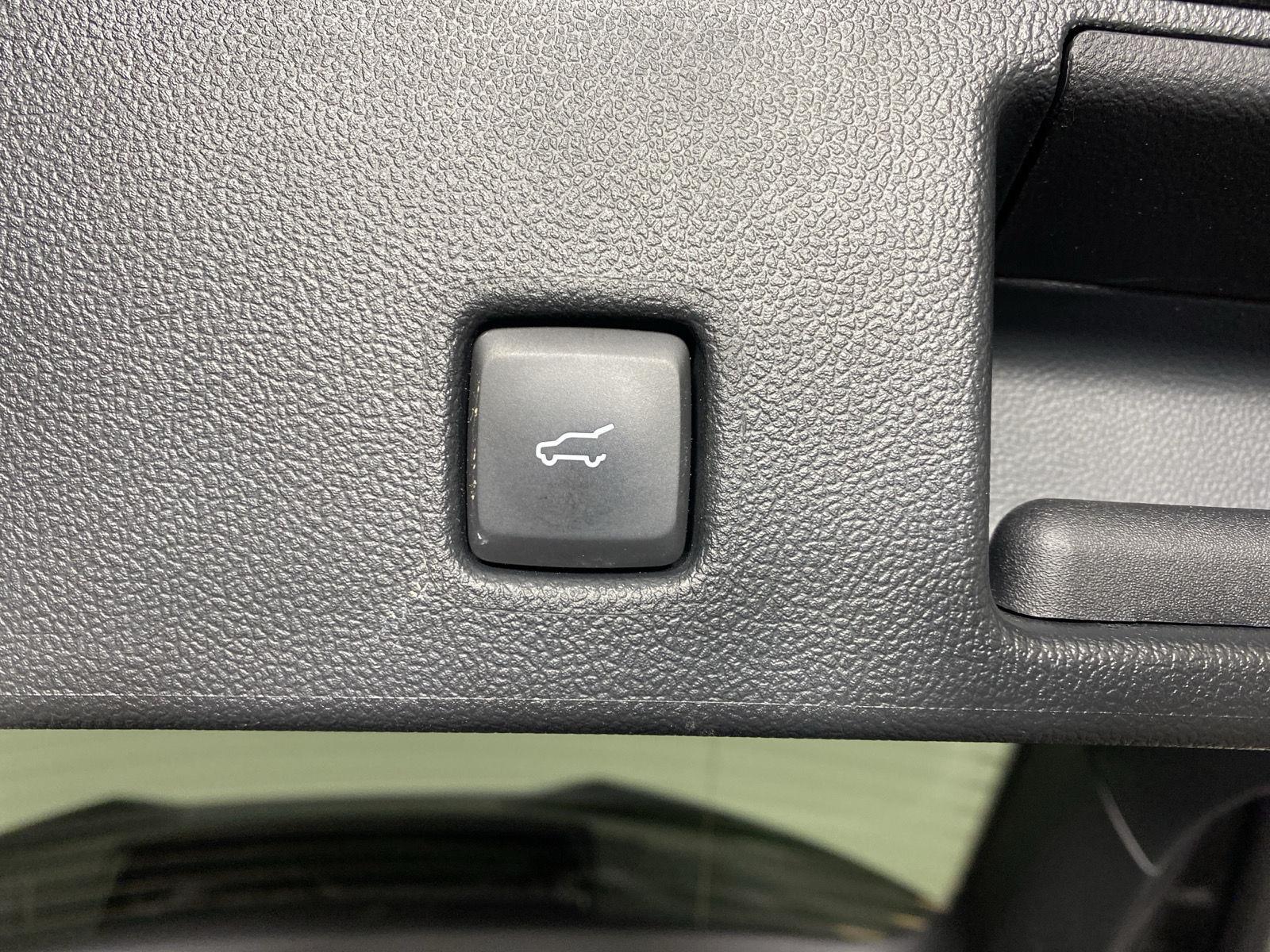 Used 2023 Carbonized Gray Ford ST-Line image 26