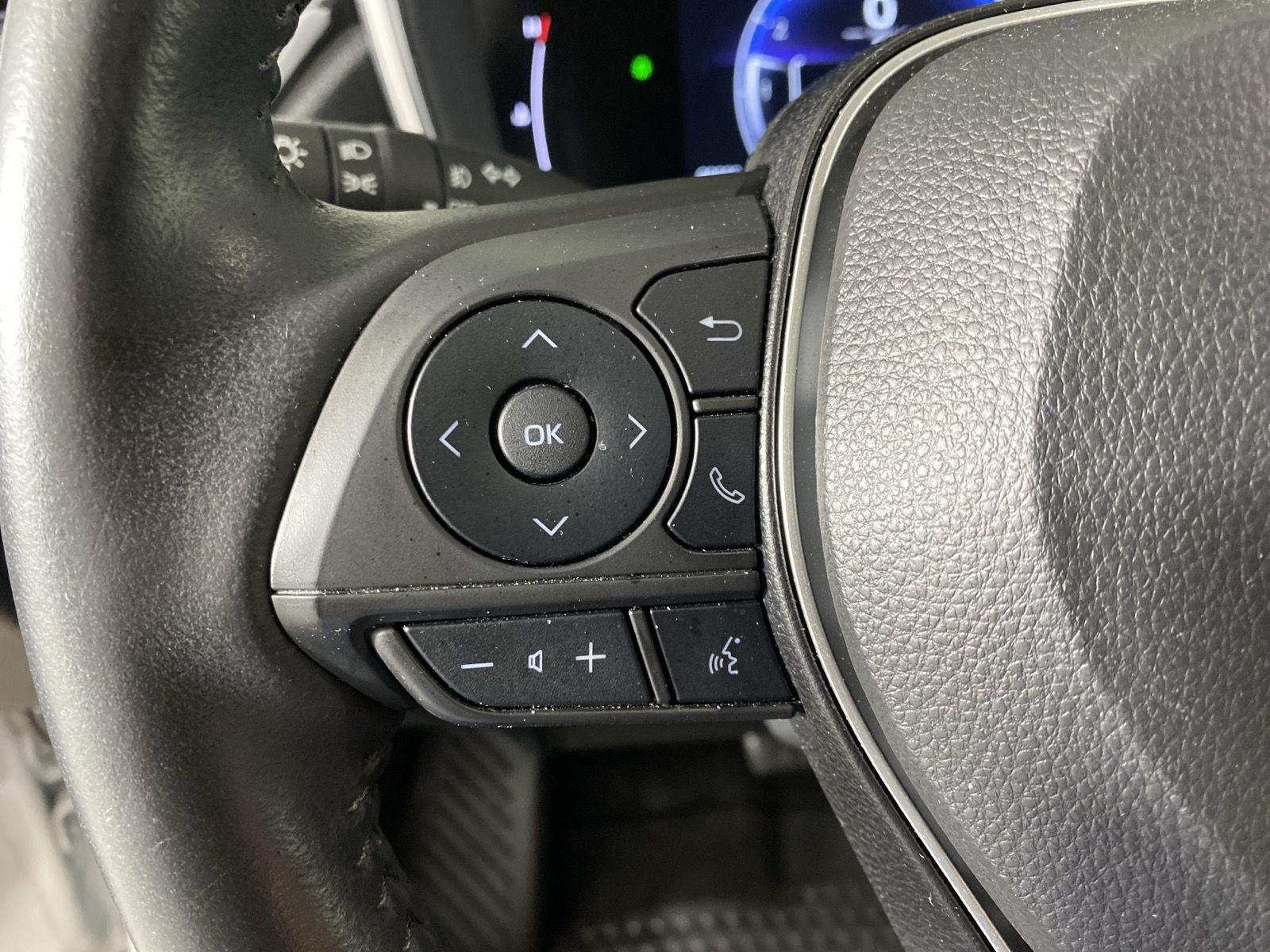 Used 2024 Wind Chill Pearl Toyota XLE image 15