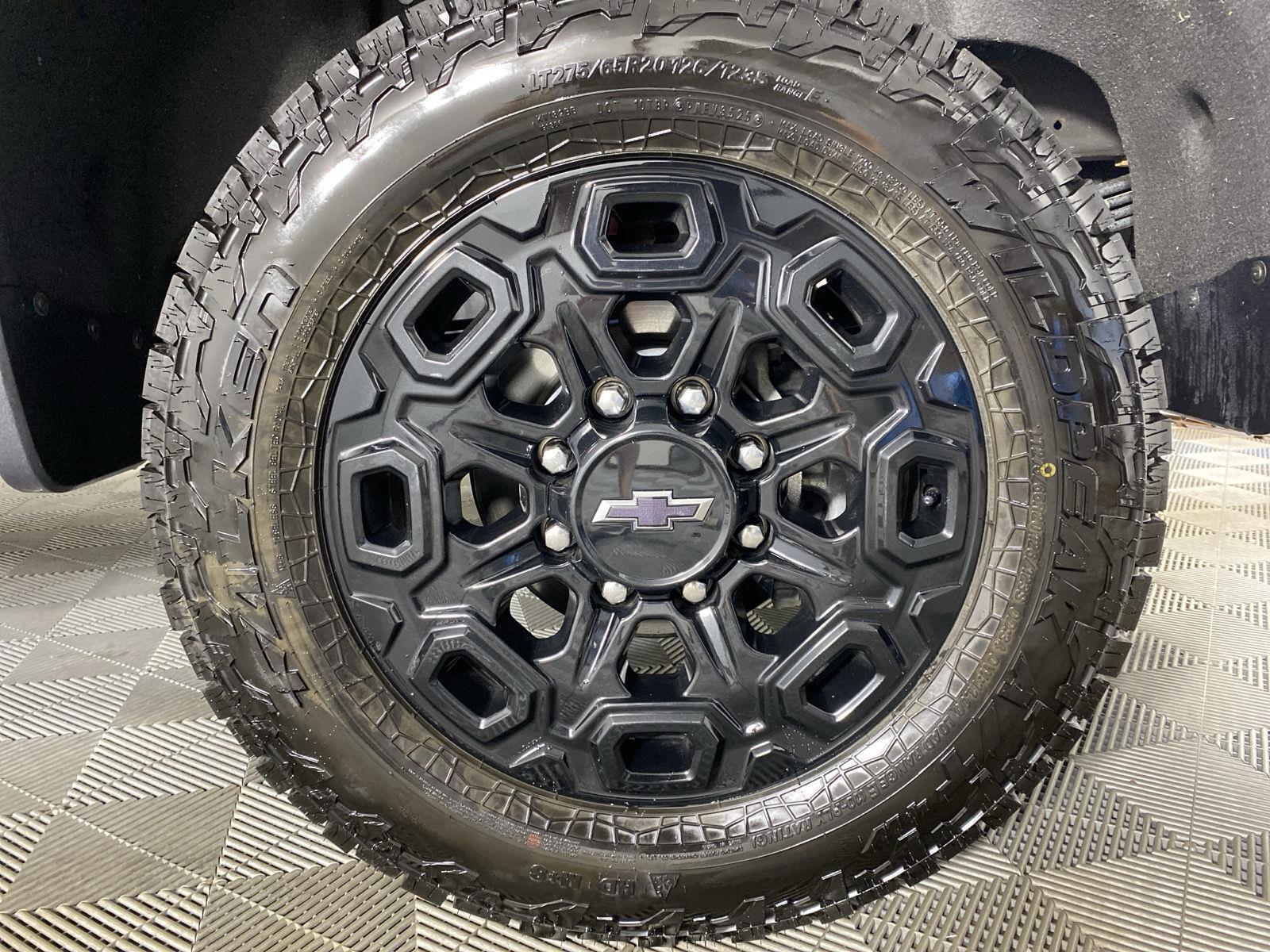 Used 2024 Slate Gray Metallic Chevrolet LTZ image 9
