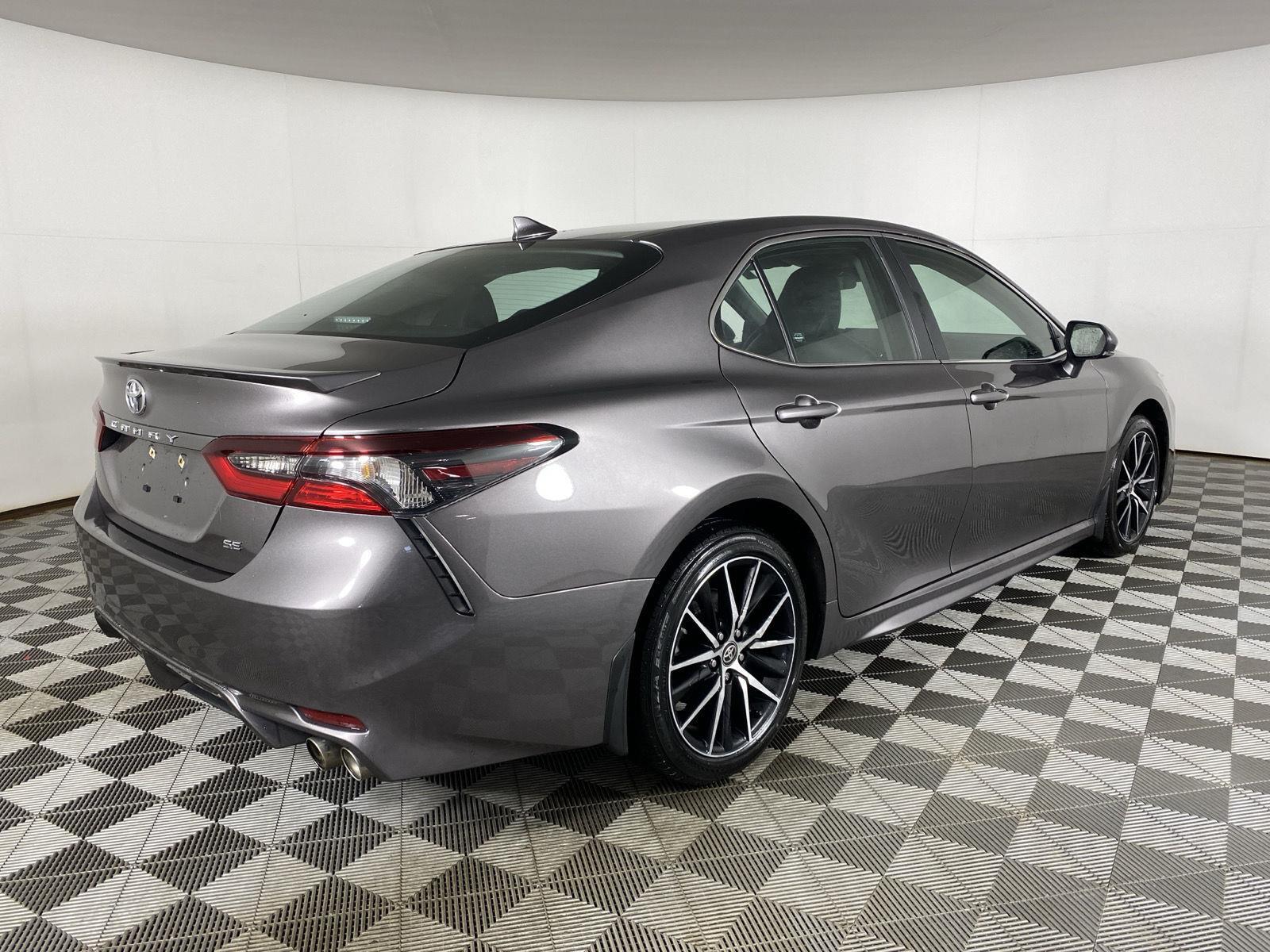 Used 2024 Predawn Gray Mica Toyota SE image 7