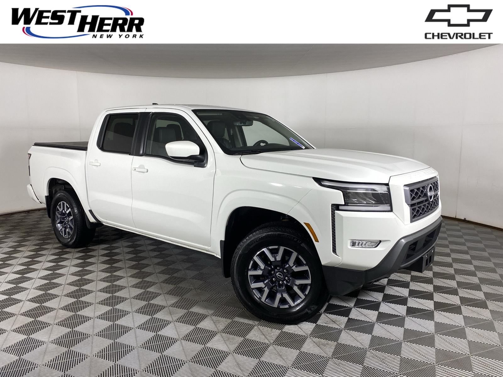 Glacier White 2024 Nissan Frontier Pickup Truck Four-Wheel Drive Automatic