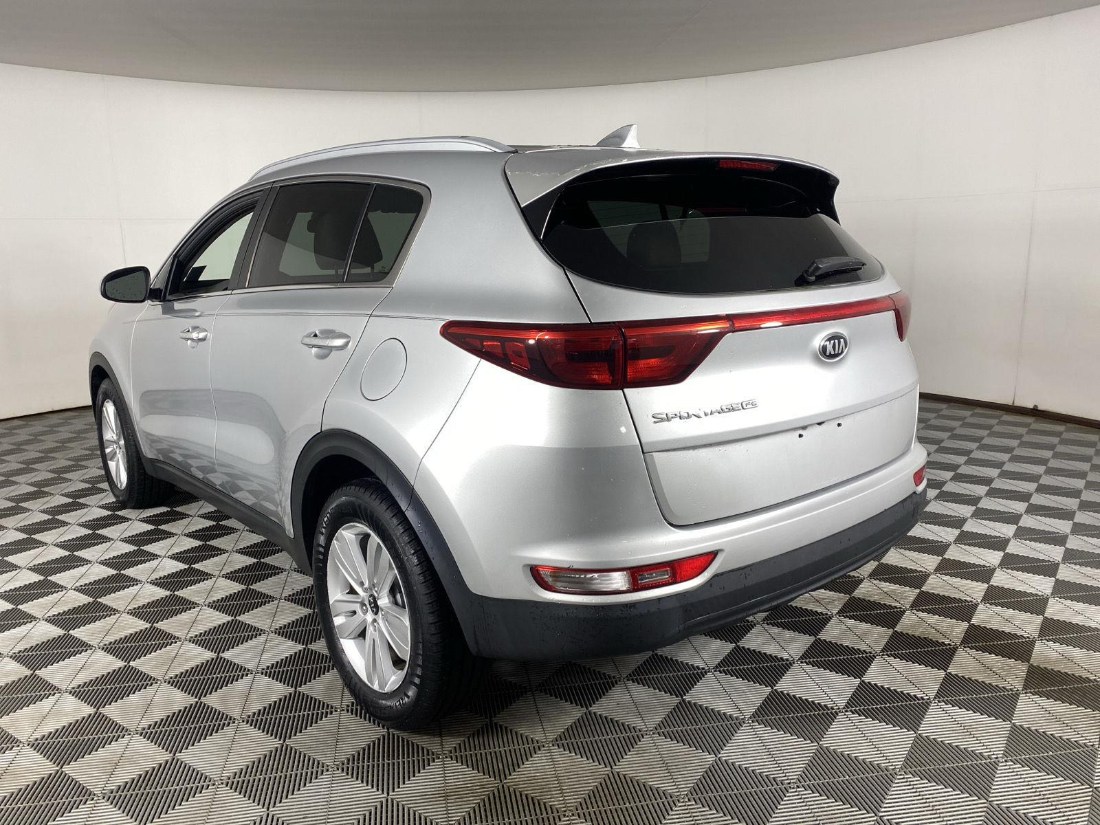 Used 2019 Sparkling Silver Kia LX image 5