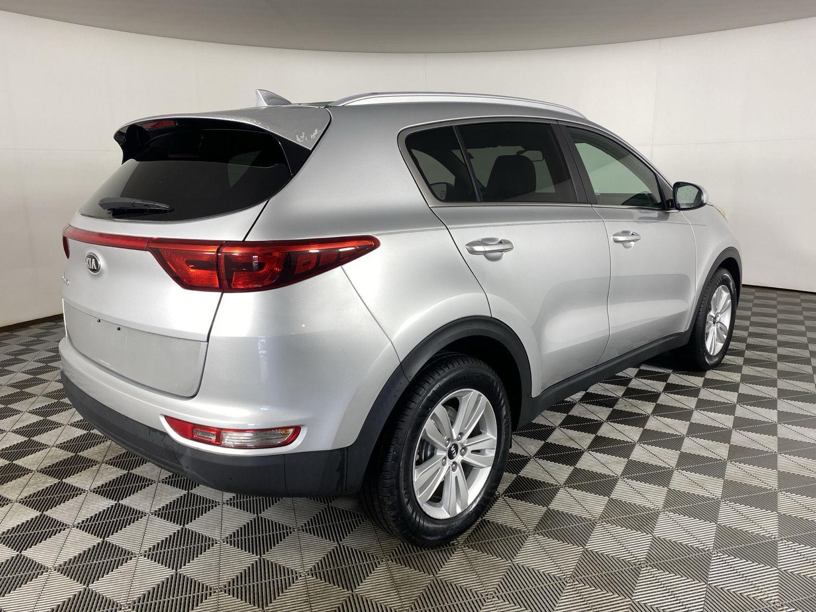 Used 2019 Sparkling Silver Kia LX image 7