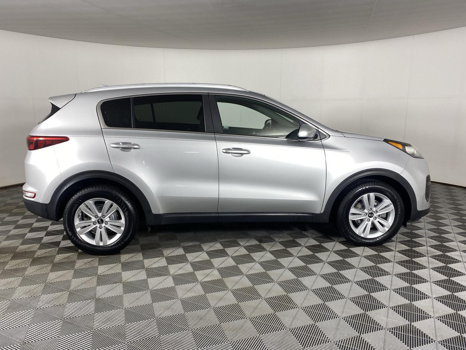 Used 2019 Sparkling Silver Kia LX image 8