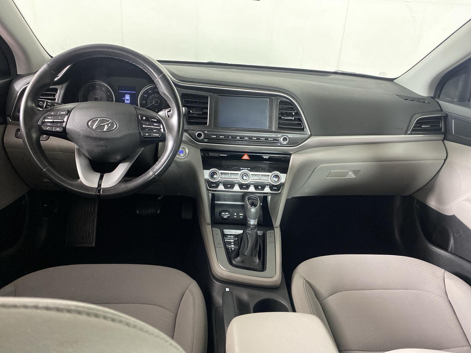 Used 2020 Calypso Red Hyundai Value Edition image 23