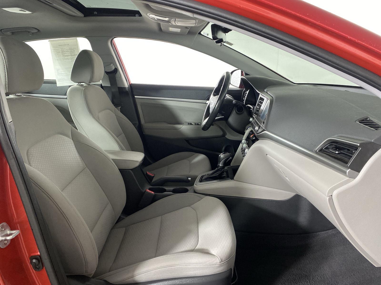 Used 2020 Calypso Red Hyundai Value Edition image 25