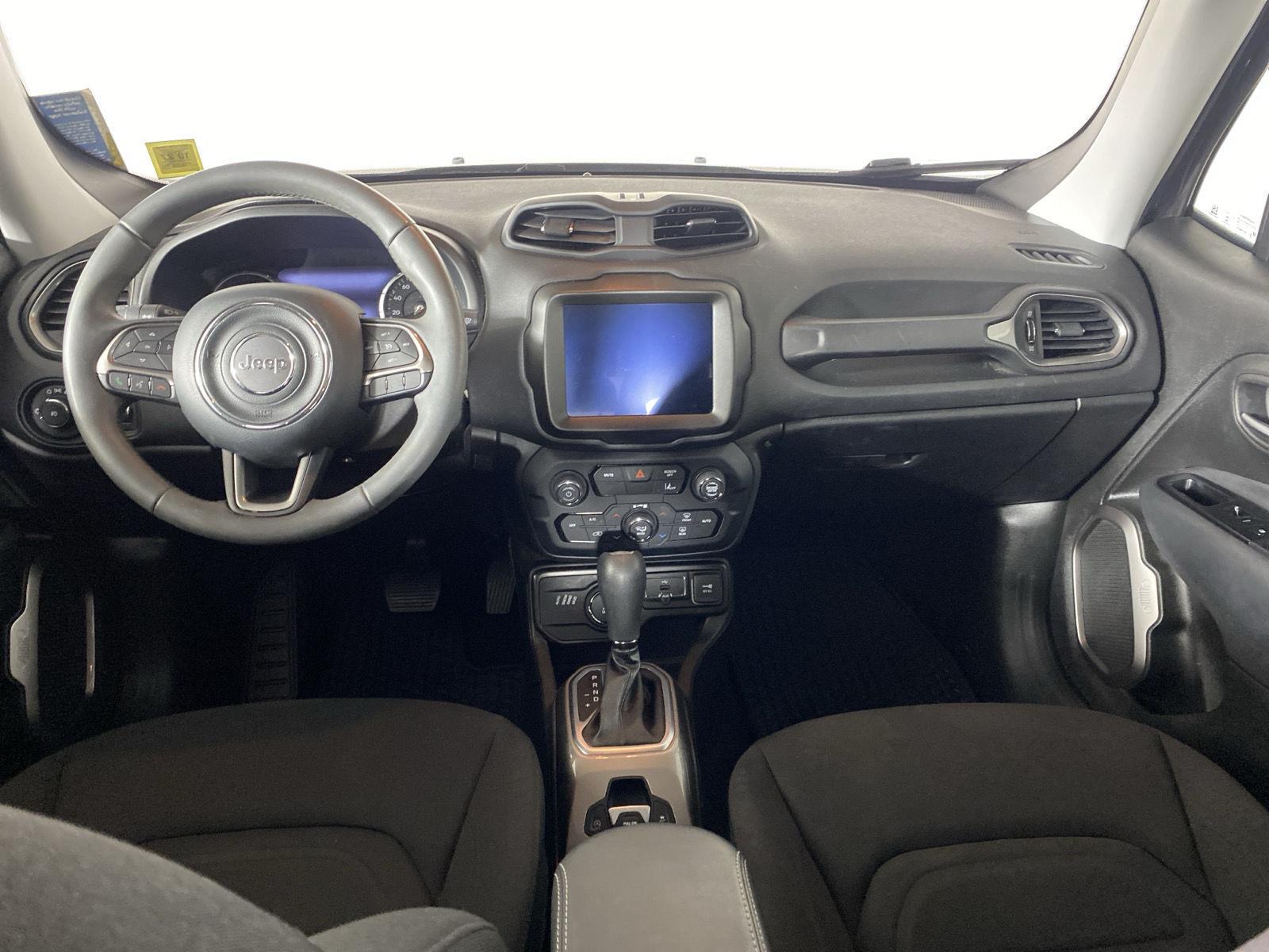 Used 2022 Graphite Gray Jeep Latitude image 23