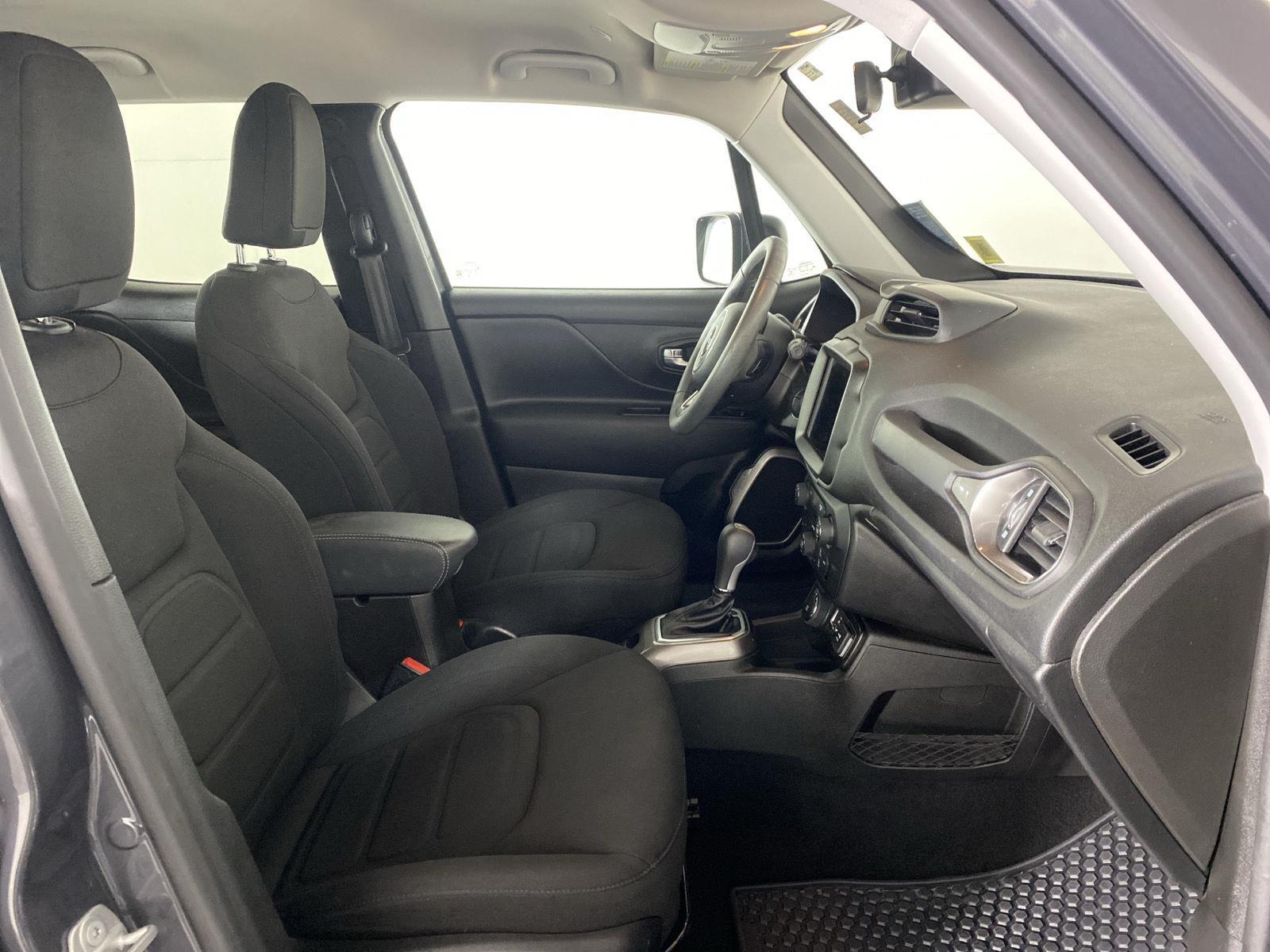 Used 2022 Graphite Gray Jeep Latitude image 25