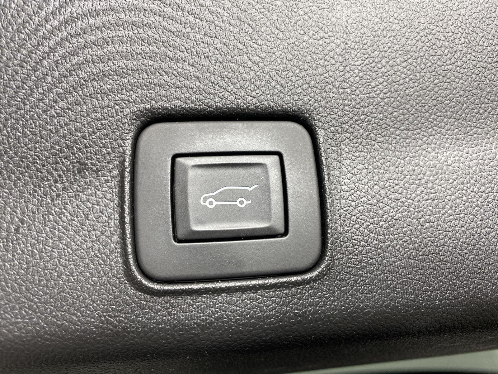 Used 2024 Cacti Green Chevrolet ACTIV image 27