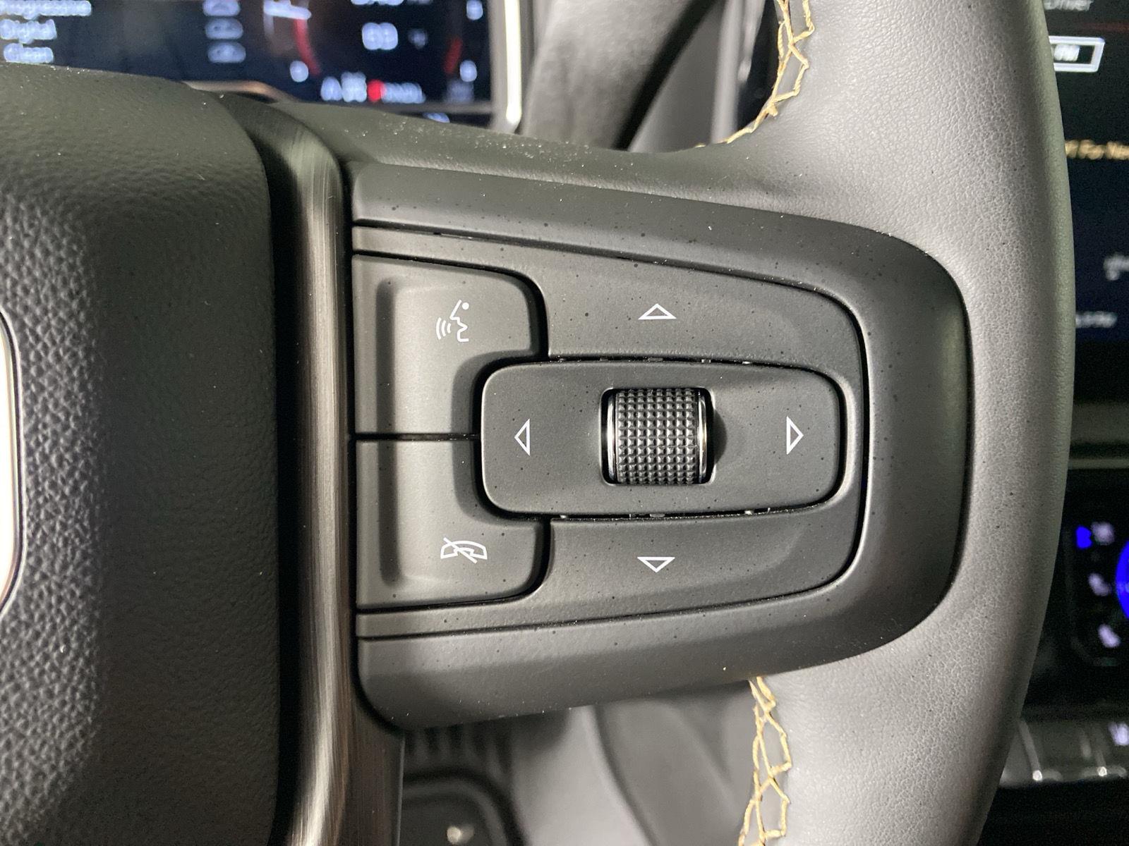 Used 2025 Summit White GMC AT4 image 16