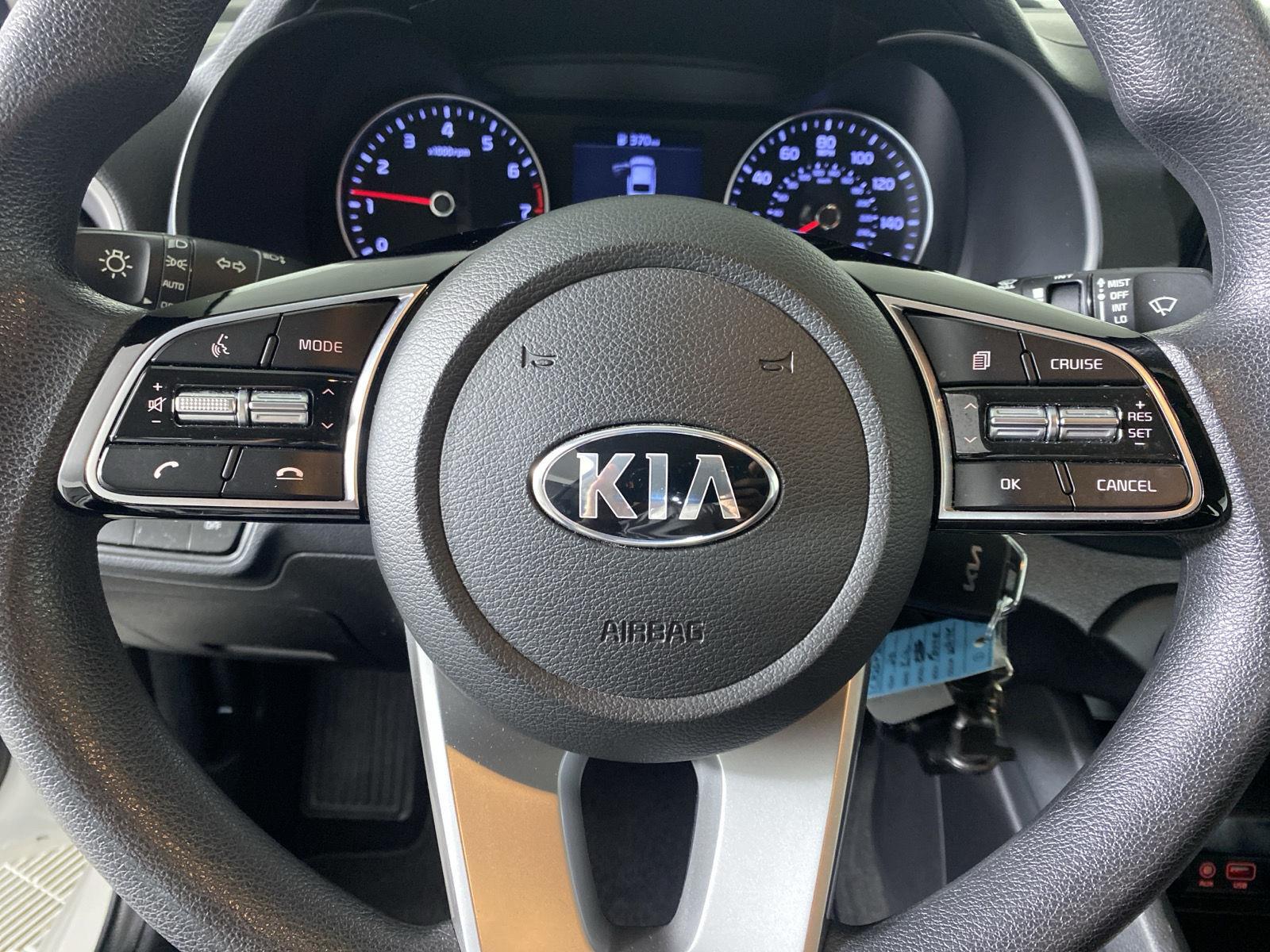 Used 2020 Clear White Kia LXS image 13