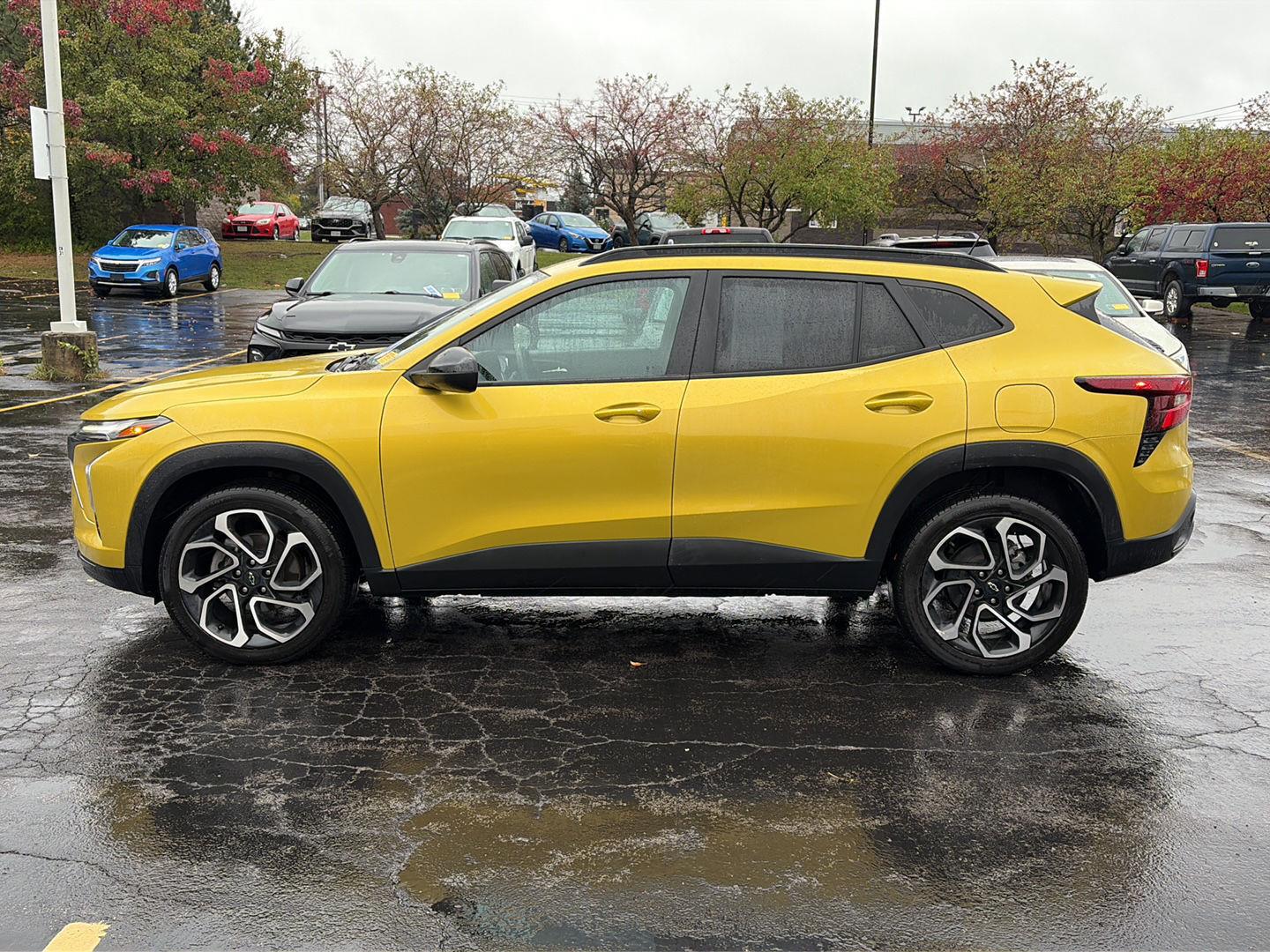 Used 2024 Nitro Yellow Metallic Chevrolet 2RS image 4