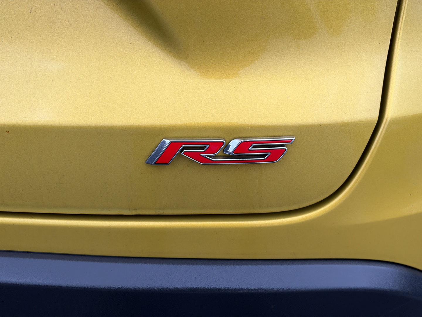 Used 2024 Nitro Yellow Metallic Chevrolet 2RS image 11
