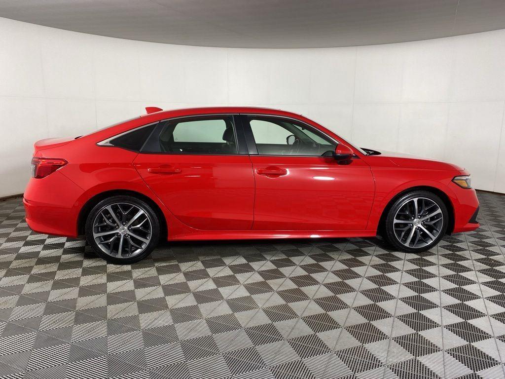 Used 2024 Rallye Red Honda Touring image 8