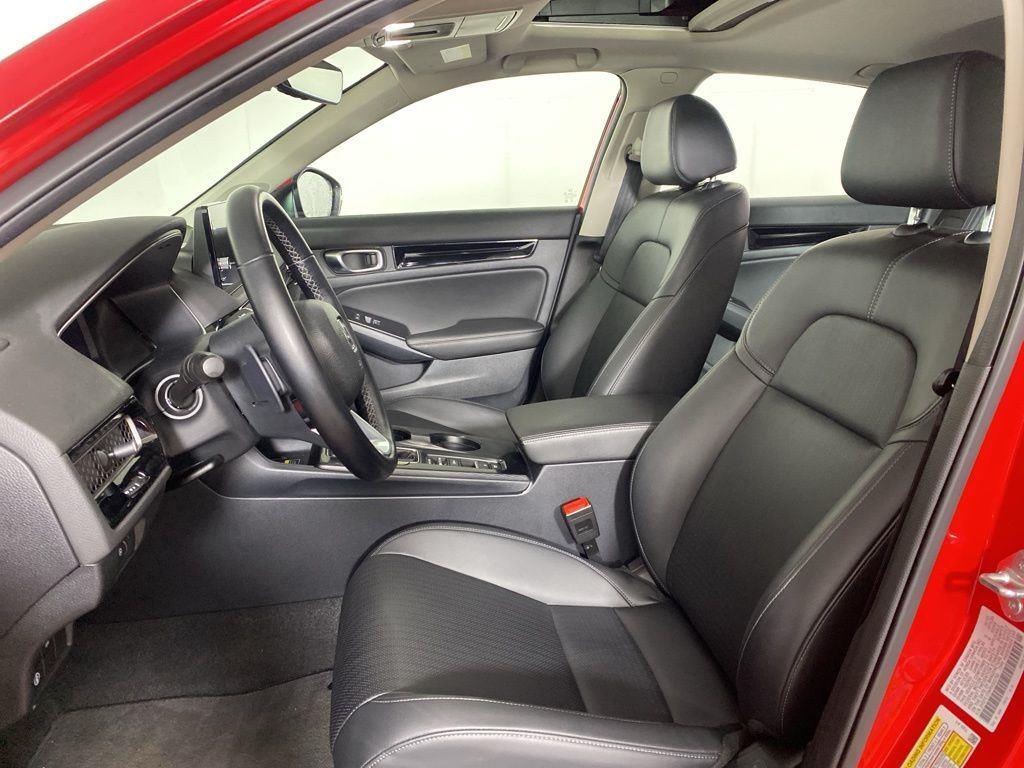 Used 2024 Rallye Red Honda Touring image 10