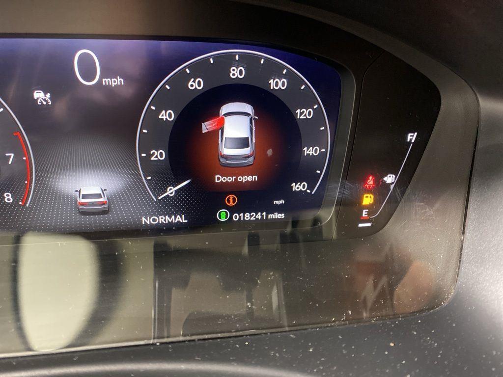 Used 2024 Rallye Red Honda Touring image 16