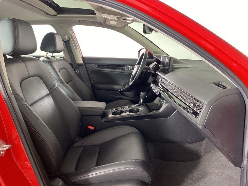 Used 2024 Rallye Red Honda Touring image 27