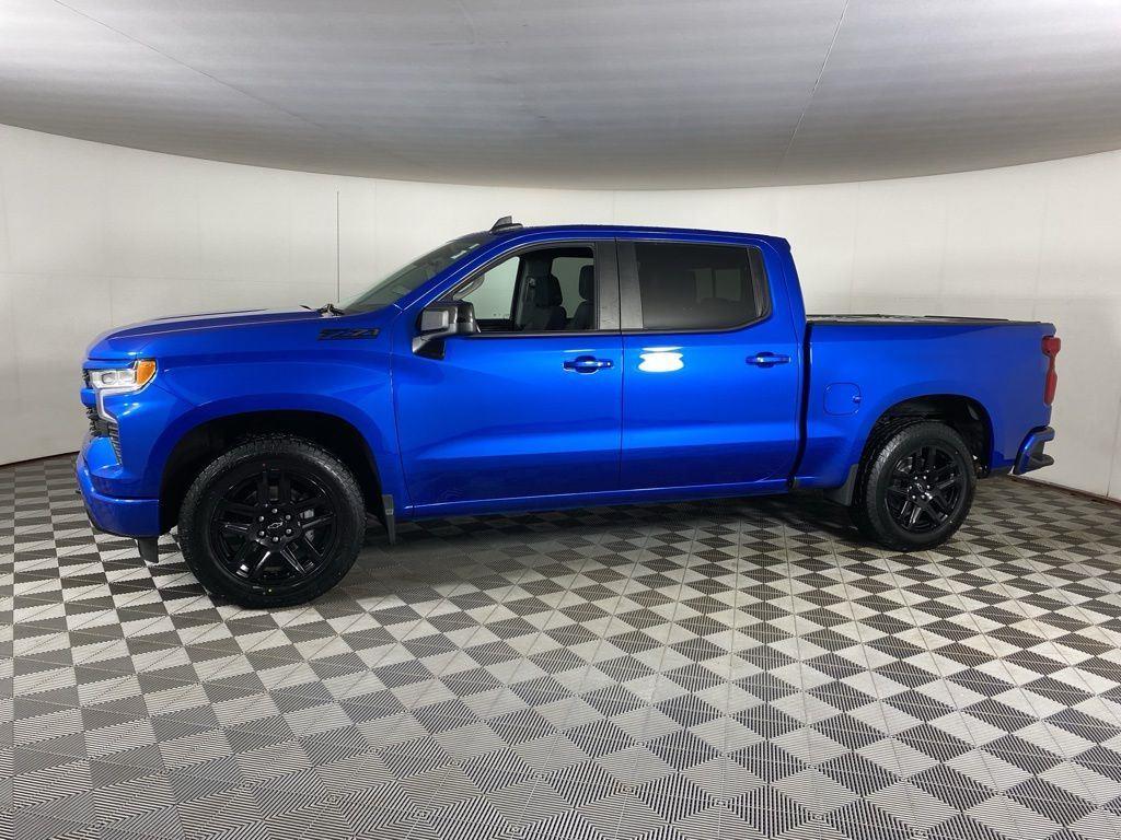 Used 2023 Glacier Blue Metallic Chevrolet RST image 4