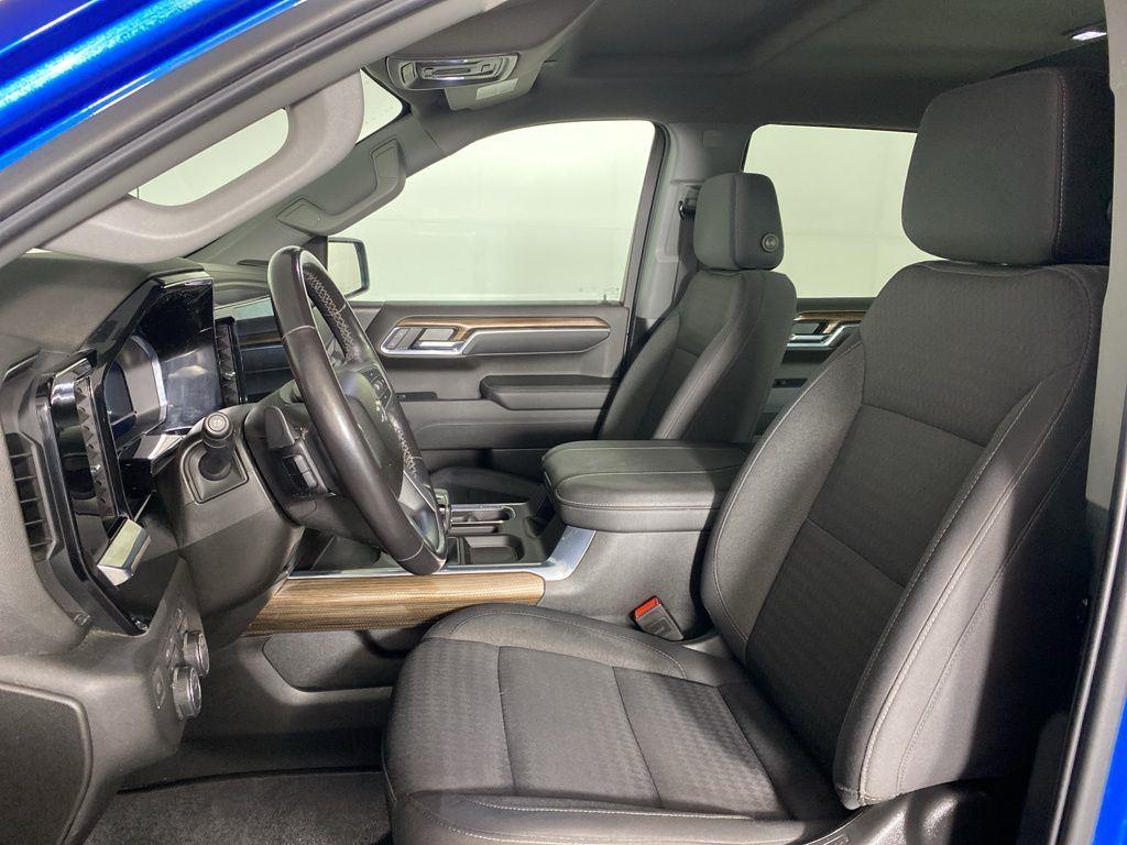 Used 2023 Glacier Blue Metallic Chevrolet RST image 10