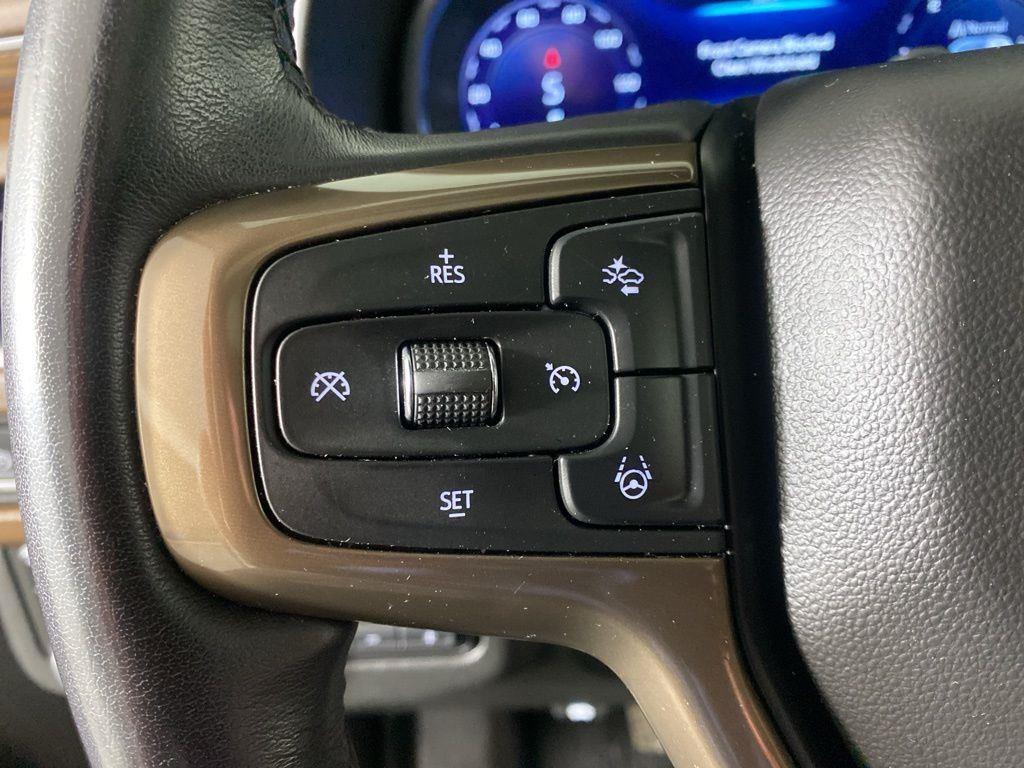 Used 2024 Pearl Chevrolet High Country image 15