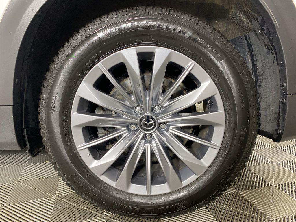 Used 2024 White Mazda 3.3 Turbo Select image 9
