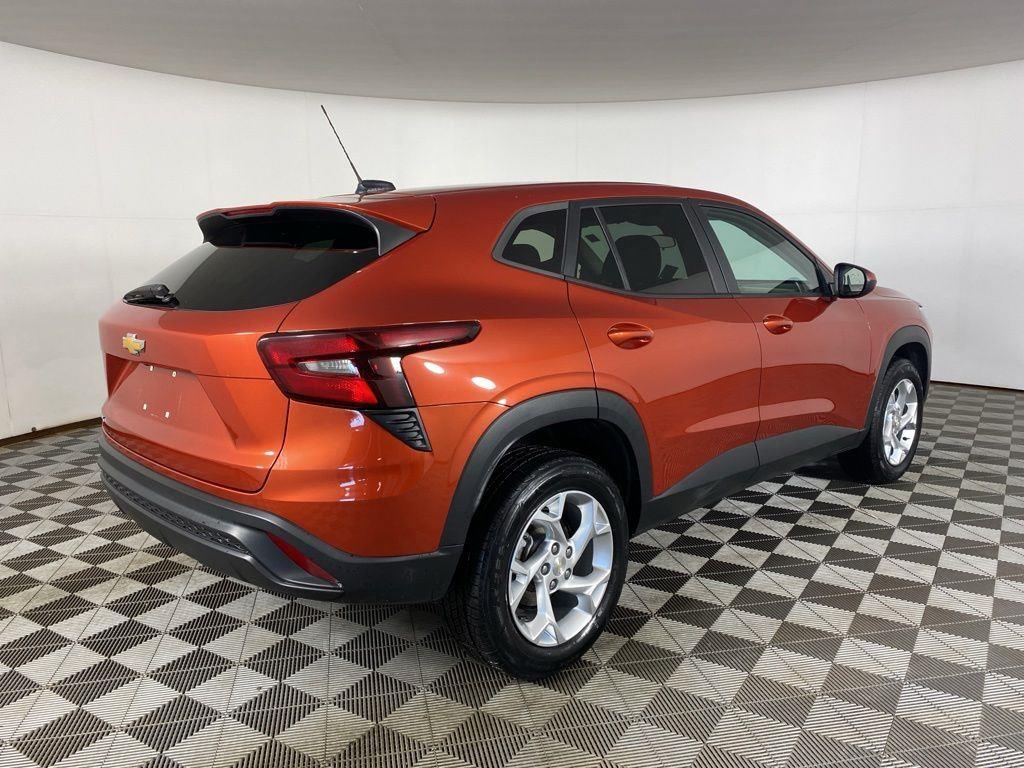 Used 2024 Orange Metallic Chevrolet LS image 7