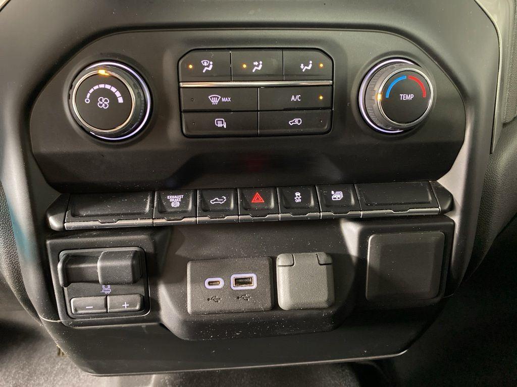 Used 2022 Black Chevrolet LT image 18