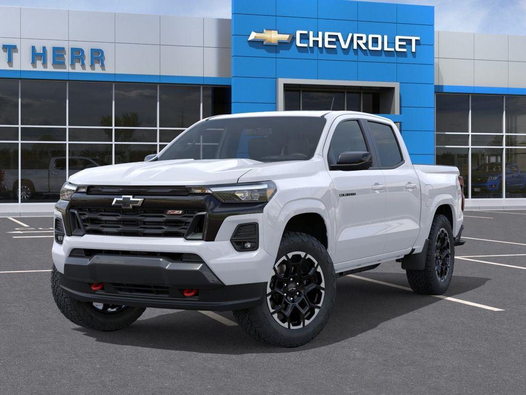 Used 2026 Summit White Chevrolet Z71 image 6