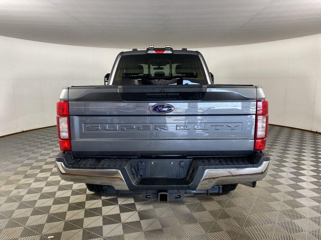 Used 2022 Gray Metallic Ford XLT image 6