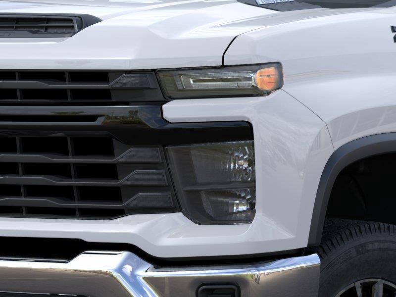 New 2026 Summit White Chevrolet WT image 10