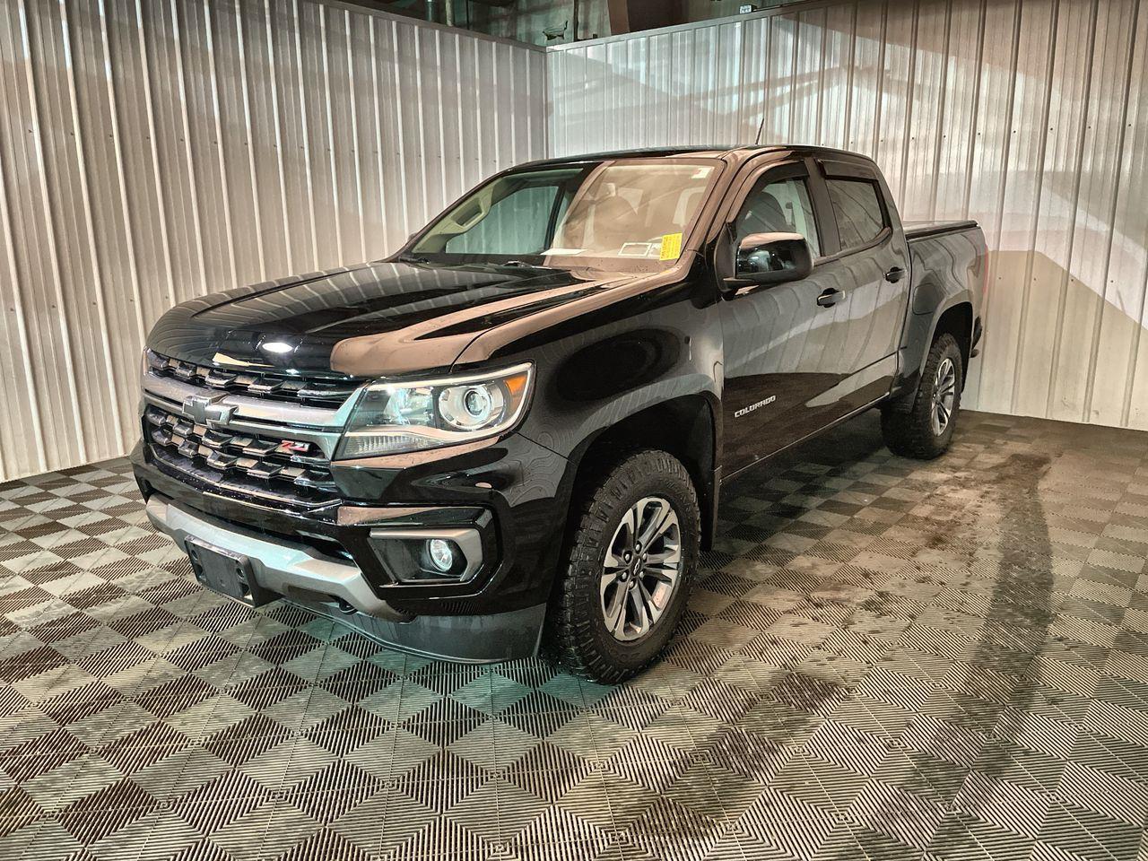 Black 2022 Chevrolet Colorado Z71 Crew Cab 4WD Pickup Truck Four-Wheel Drive 8-Speed Automatic