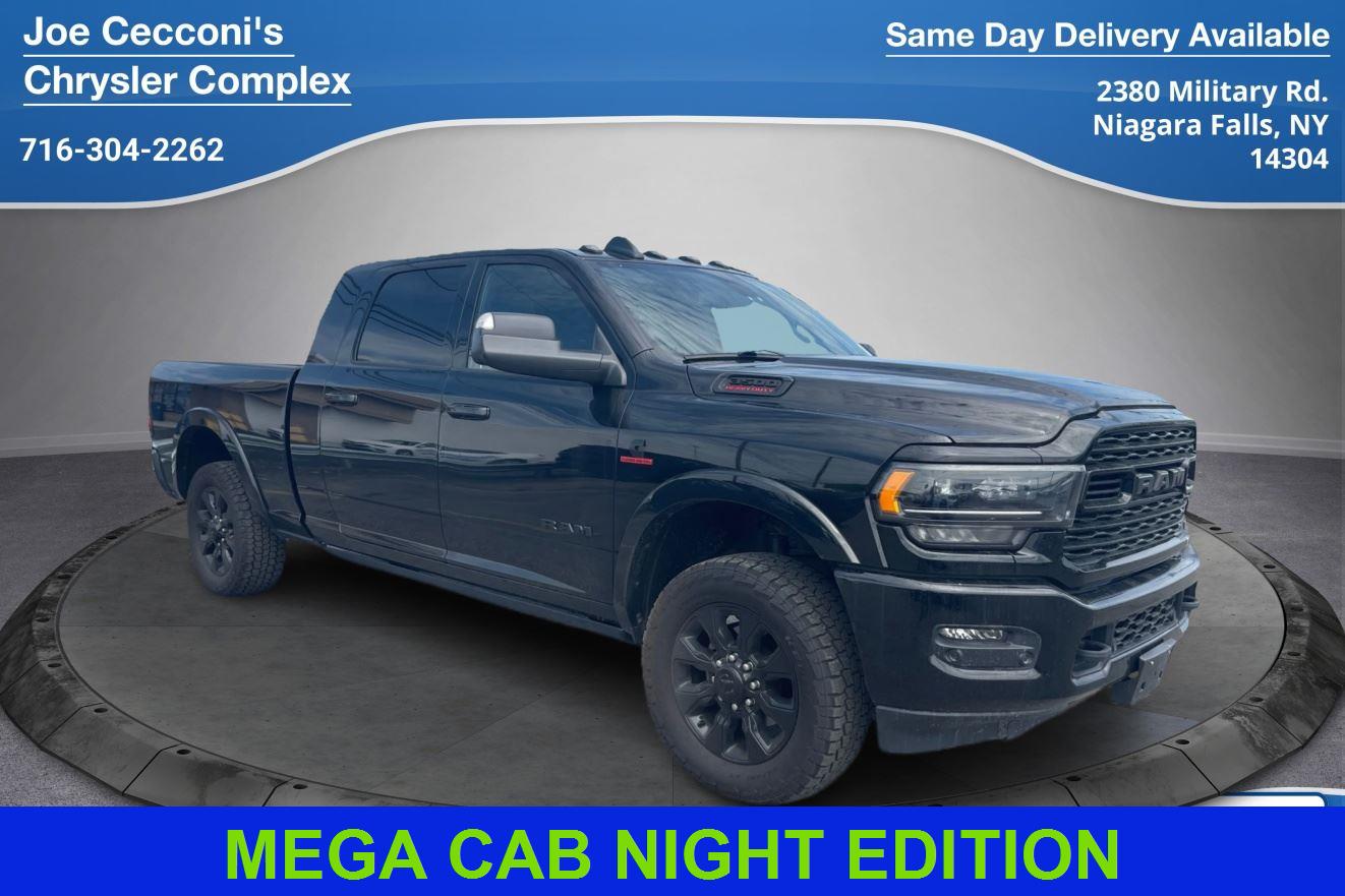 Diamond Black Crystal Pearlcoat 2022 RAM 3500 Limited Mega Cab 4WD Pickup Truck Four-Wheel Drive 6-Speed Automatic