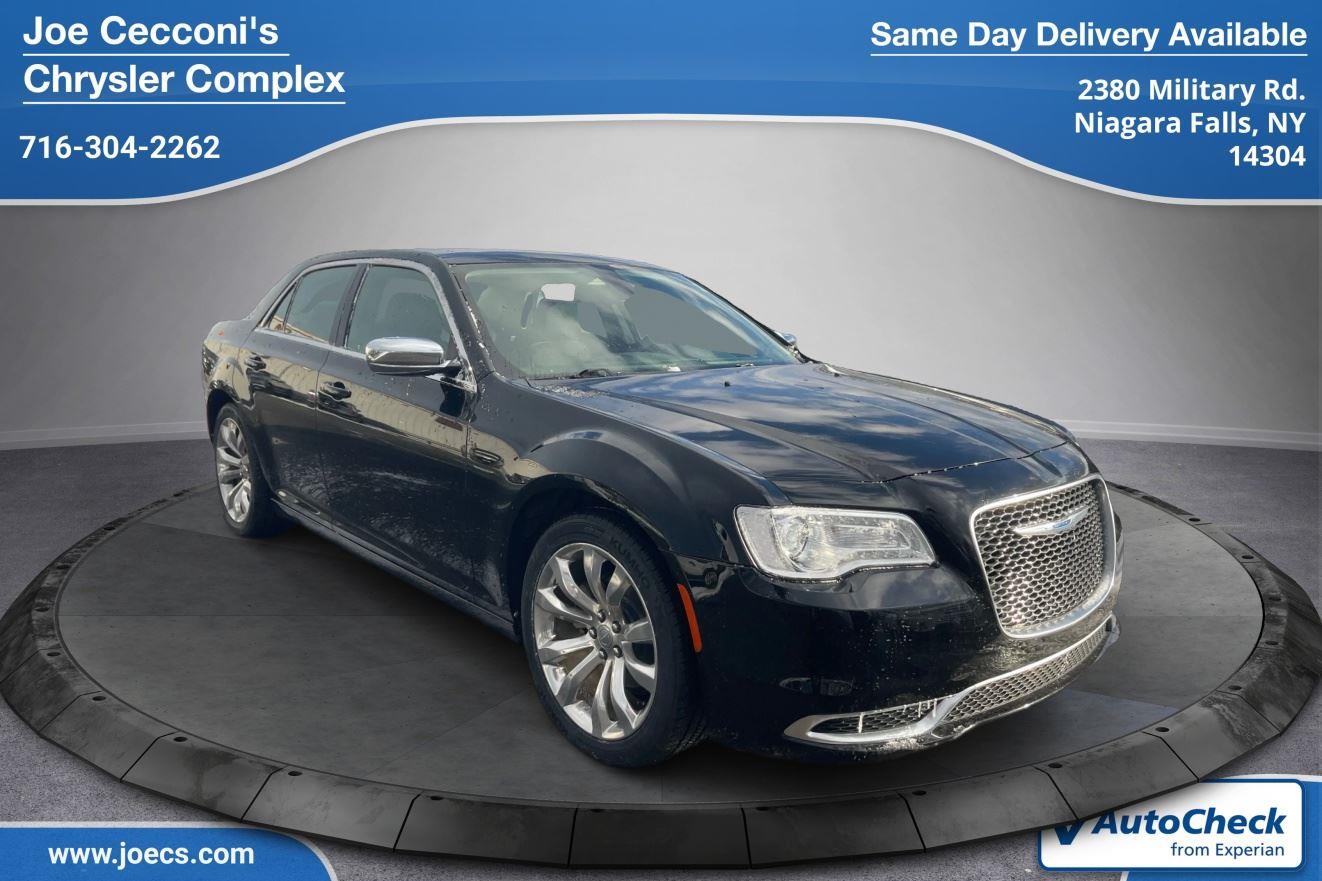2021 Chrysler 300 Touring RWD