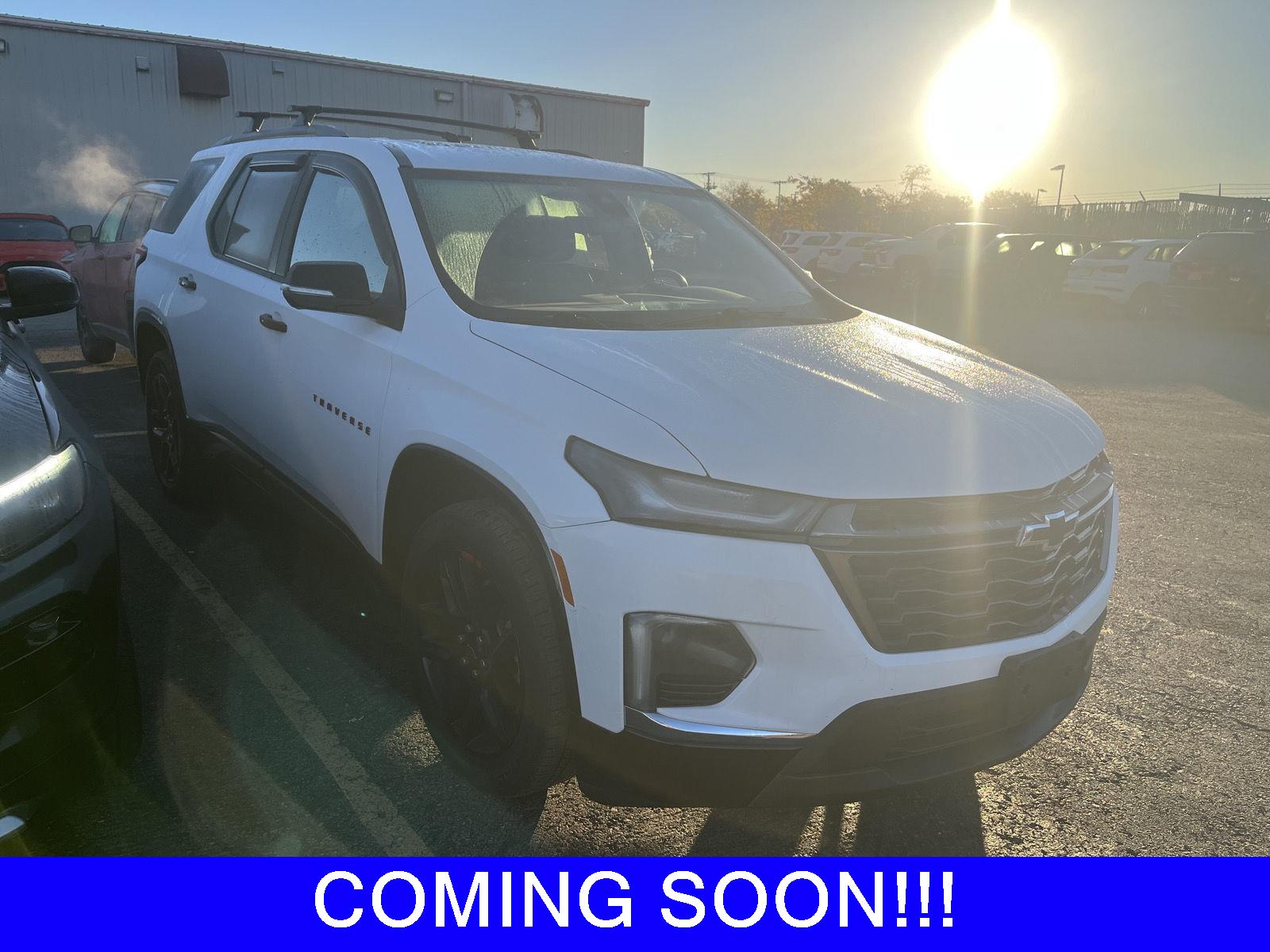 Summit White 2023 Chevrolet Traverse SUV / Crossover Four-Wheel Drive 9-Speed Automatic
