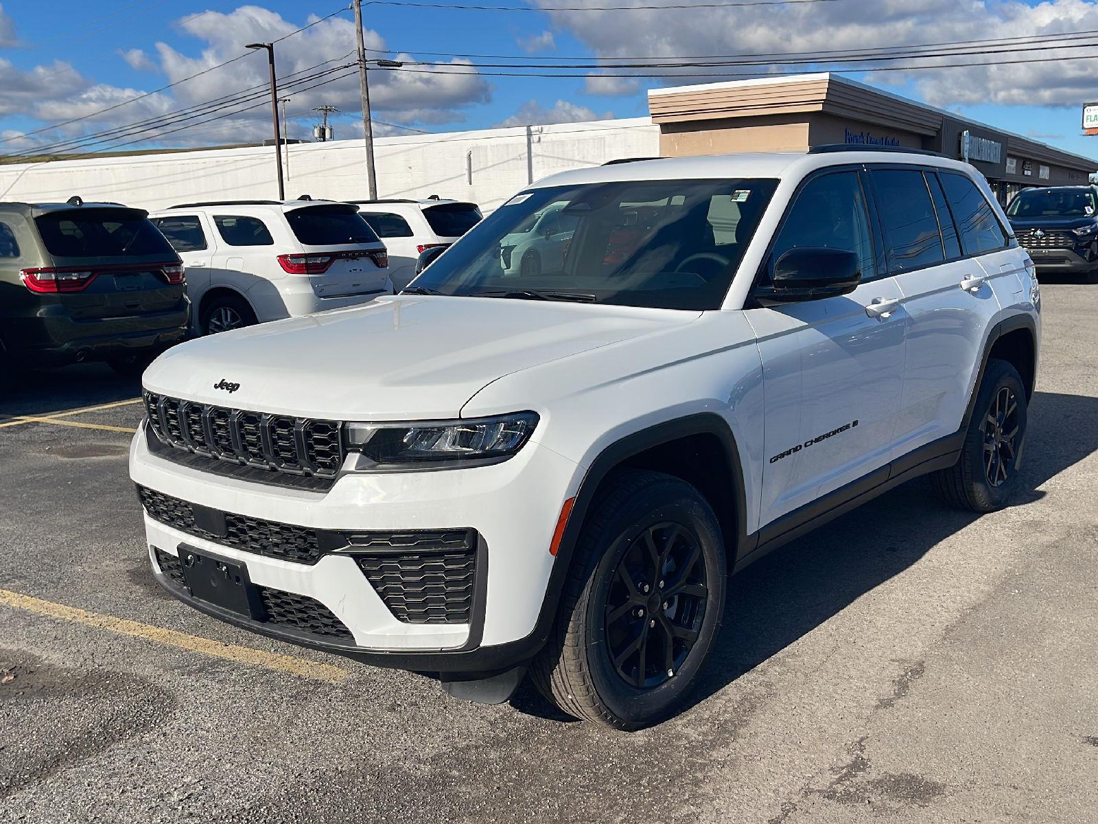 WH 2026 Jeep Grand Cherokee SUV / Crossover Four-Wheel Drive Automatic