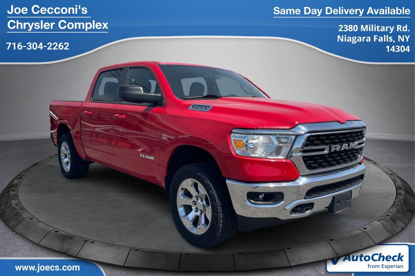 2022 RAM 1500 Rojo (Flame Red Clearcoat) Camioneta Todo terreno 8 velocidades Automática