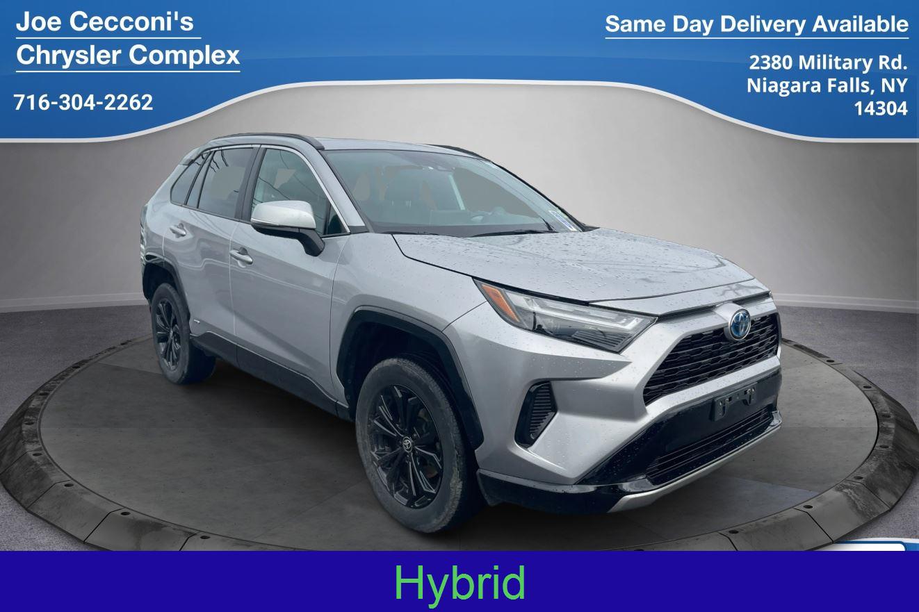 Silver Sky Metallic 2022 Toyota RAV4 Hybrid SE AWD SUV / Crossover All-Wheel Drive Continuously Variable Transmission