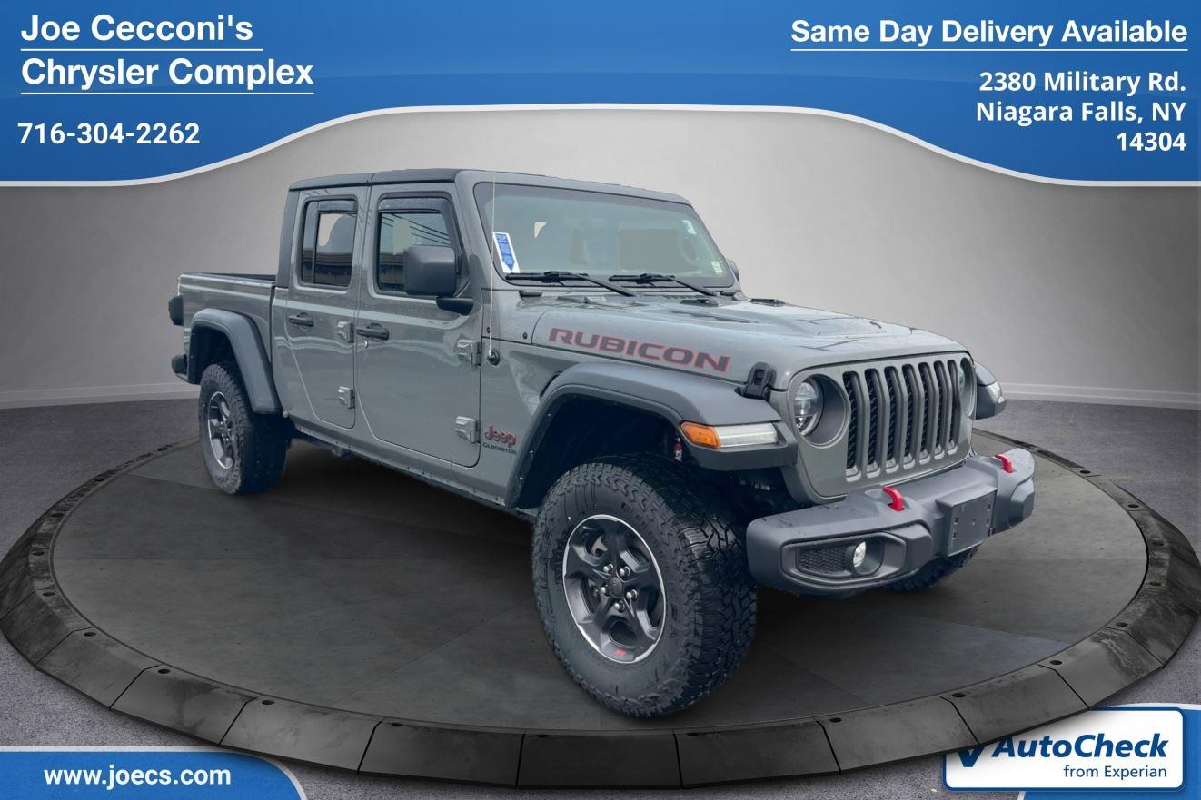 Sting-Gray Clearcoat 2022 Jeep Gladiator Rubicon Crew Cab 4WD Pickup Truck Four-Wheel Drive 8-Speed Automatic